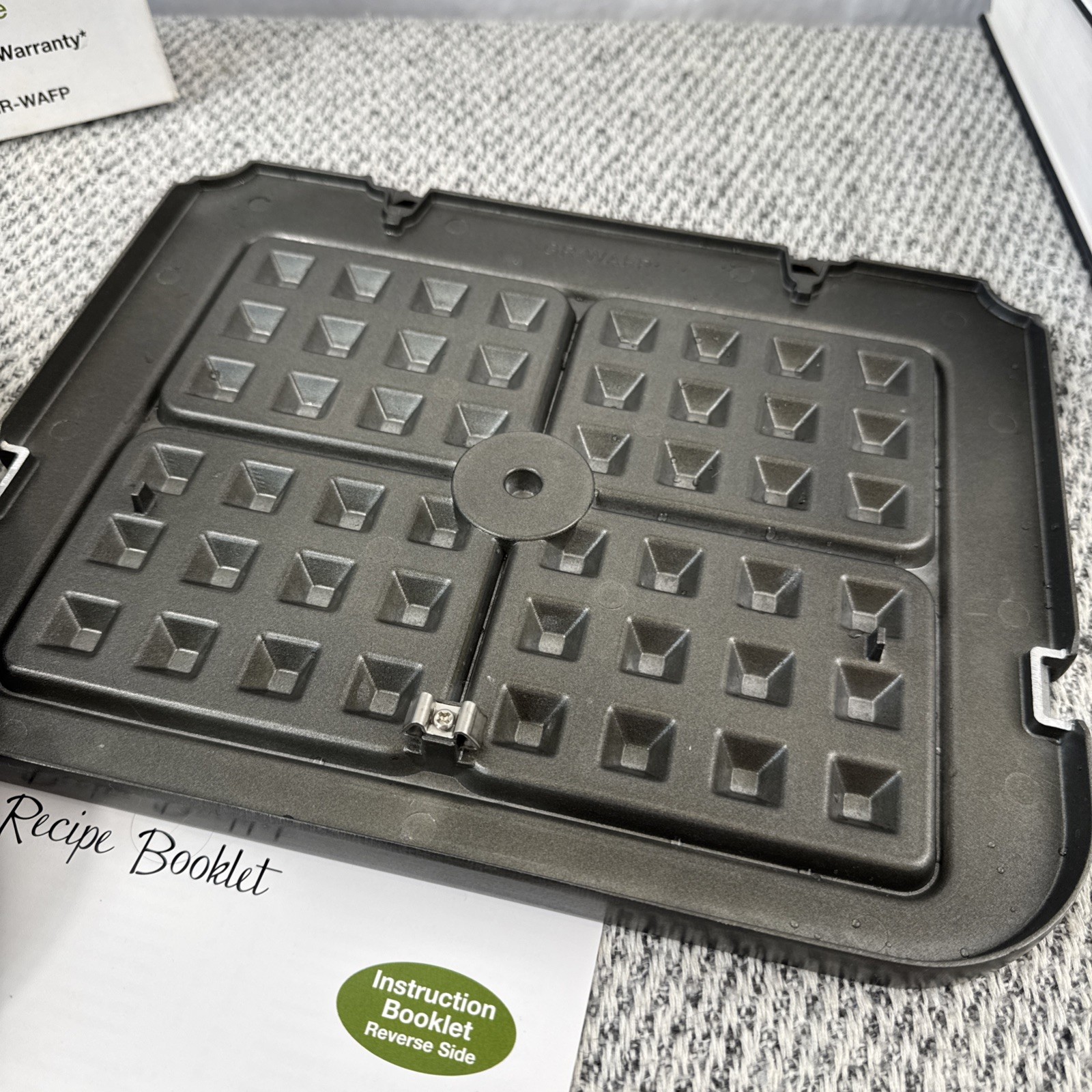 Cuisinart Griddler Waffle Plates Black Griddle Kit GR-WAFP use with Griddler
