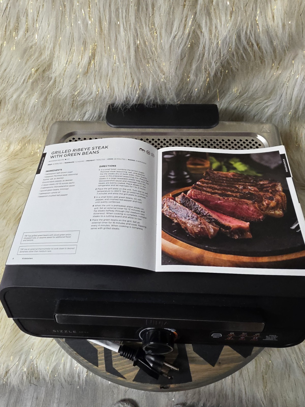 Ninja Sizzle 4-6 Serving Indoor Electric Grill w/ Nonstick Grill Plate Smokeless