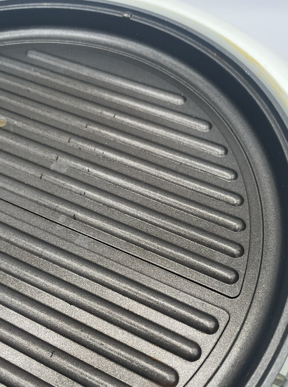 Used Aroma Prestige Cool-Touch Electric Health Indoor Grill Model AHG-1125