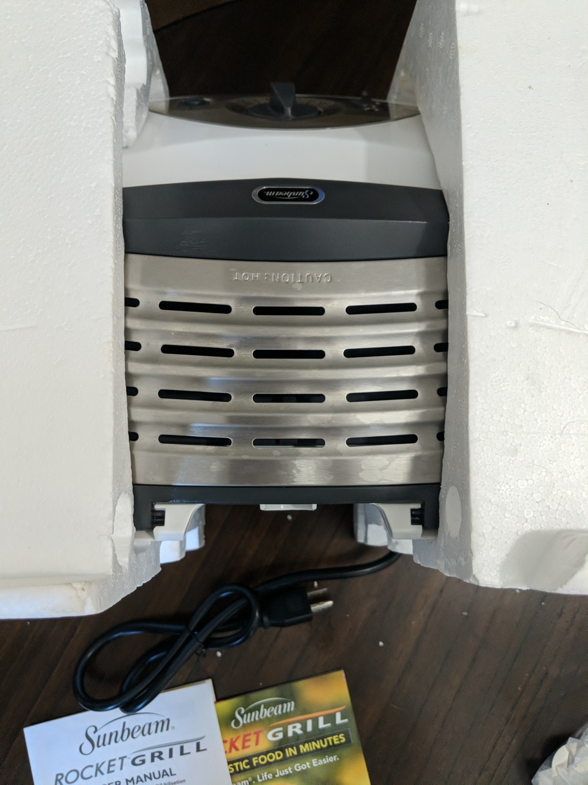 Sunbeam Rocket Grill Indoor with 24 Grilling Pouches BRAND NEW