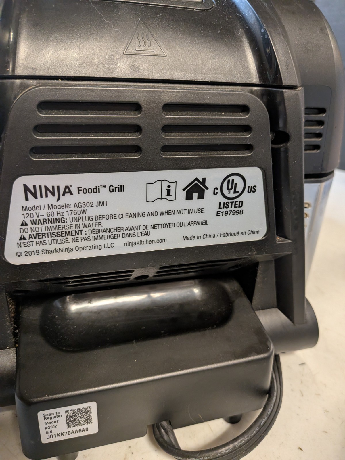 Ninja Foodi 5-in-1 Indoor Grill and Air Fryer – Black/Silver AG302