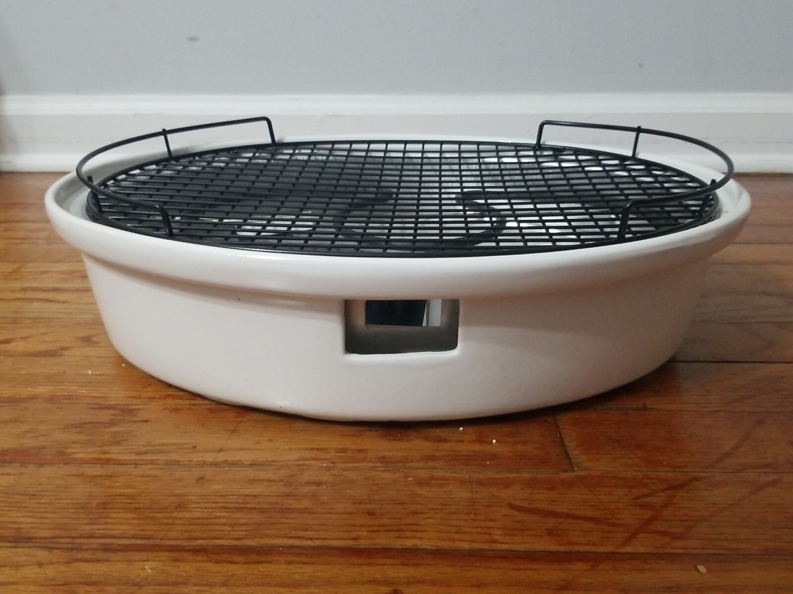 DAZEY INDOOR ELECTRIC BAR-B-GRILL DSG-275~1200 WATTS~UNUSED~ORIG. BOX USA made
