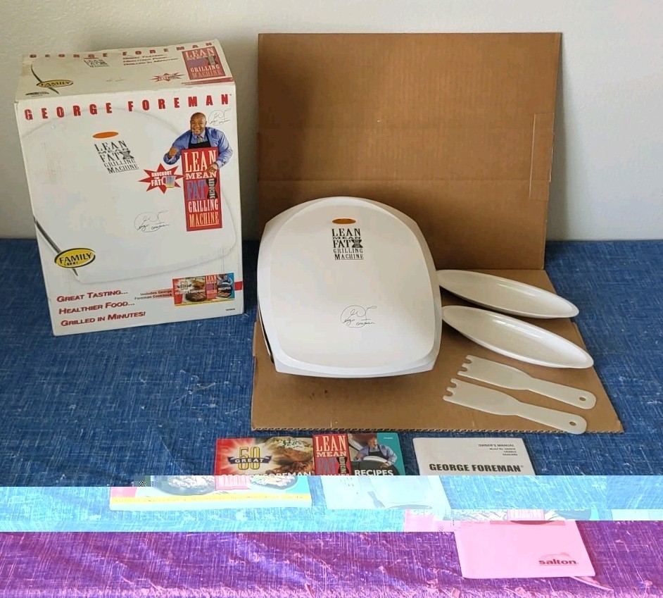George Foreman Grill • Family Sized • MO# GR26CB • New/Open Box!