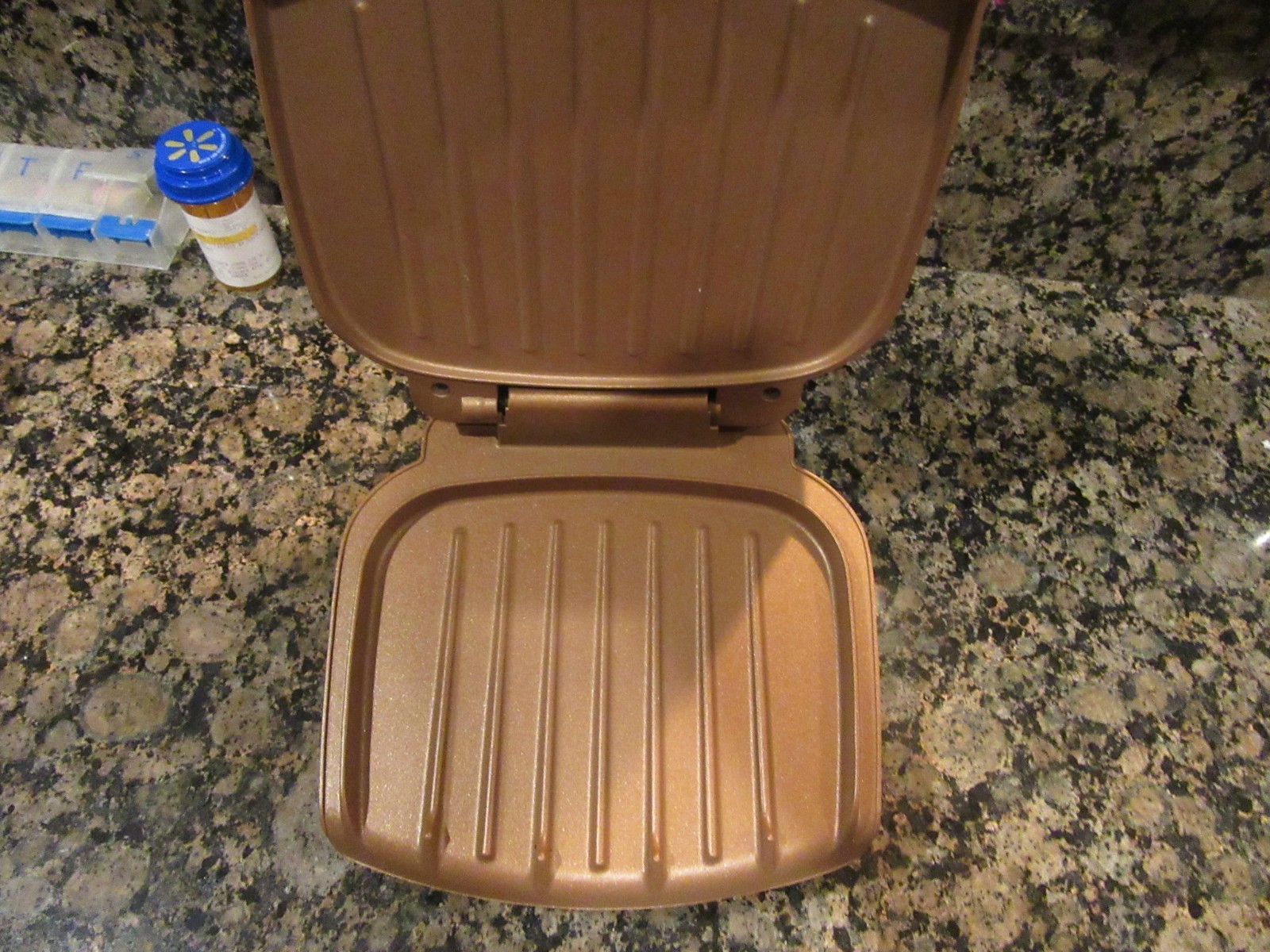George Foreman Grill GR320FRC in Great Shape Super Clean See the Video