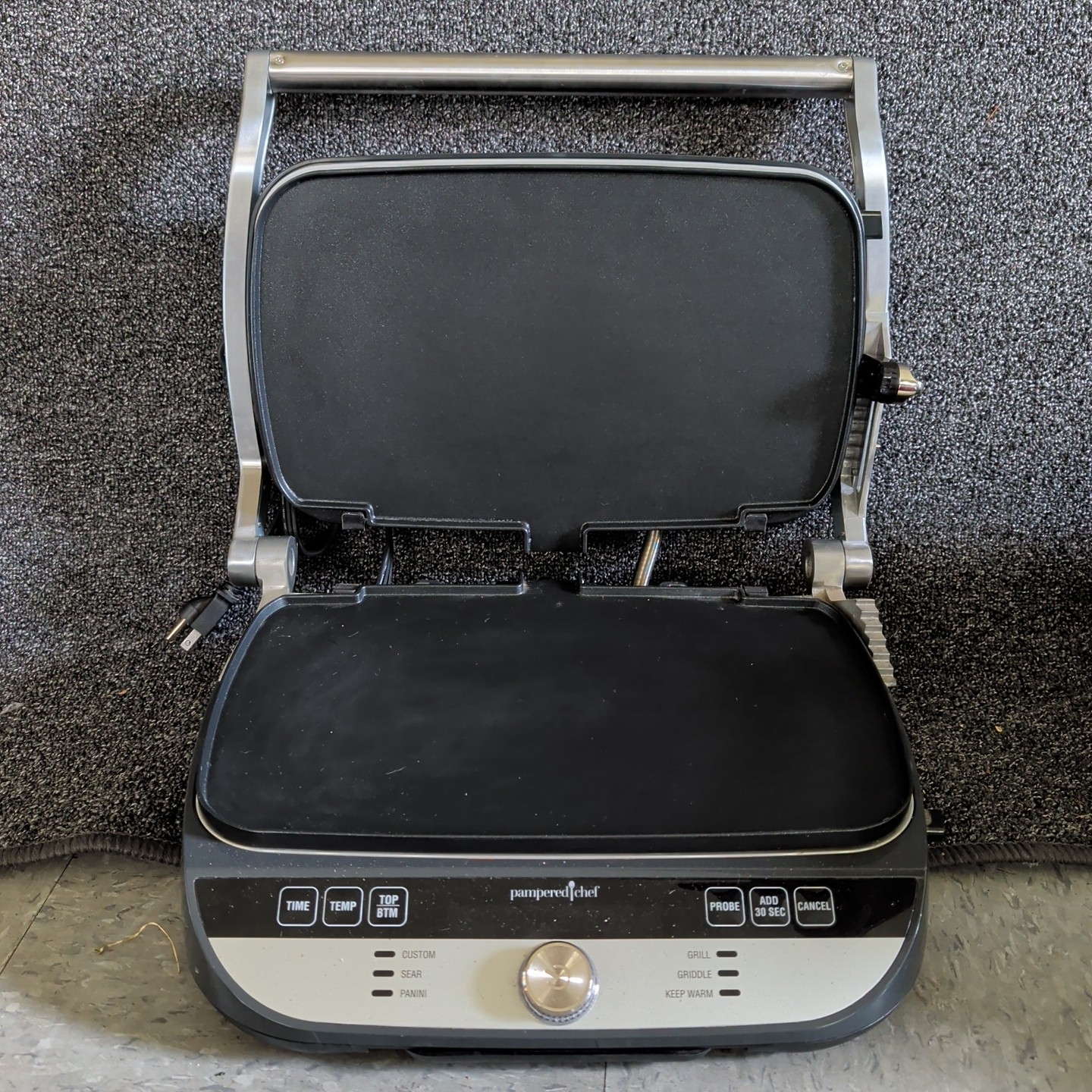 Pampered Chef Deluxe Electric Grill Griddle Panini Press Sear Waffle 100348