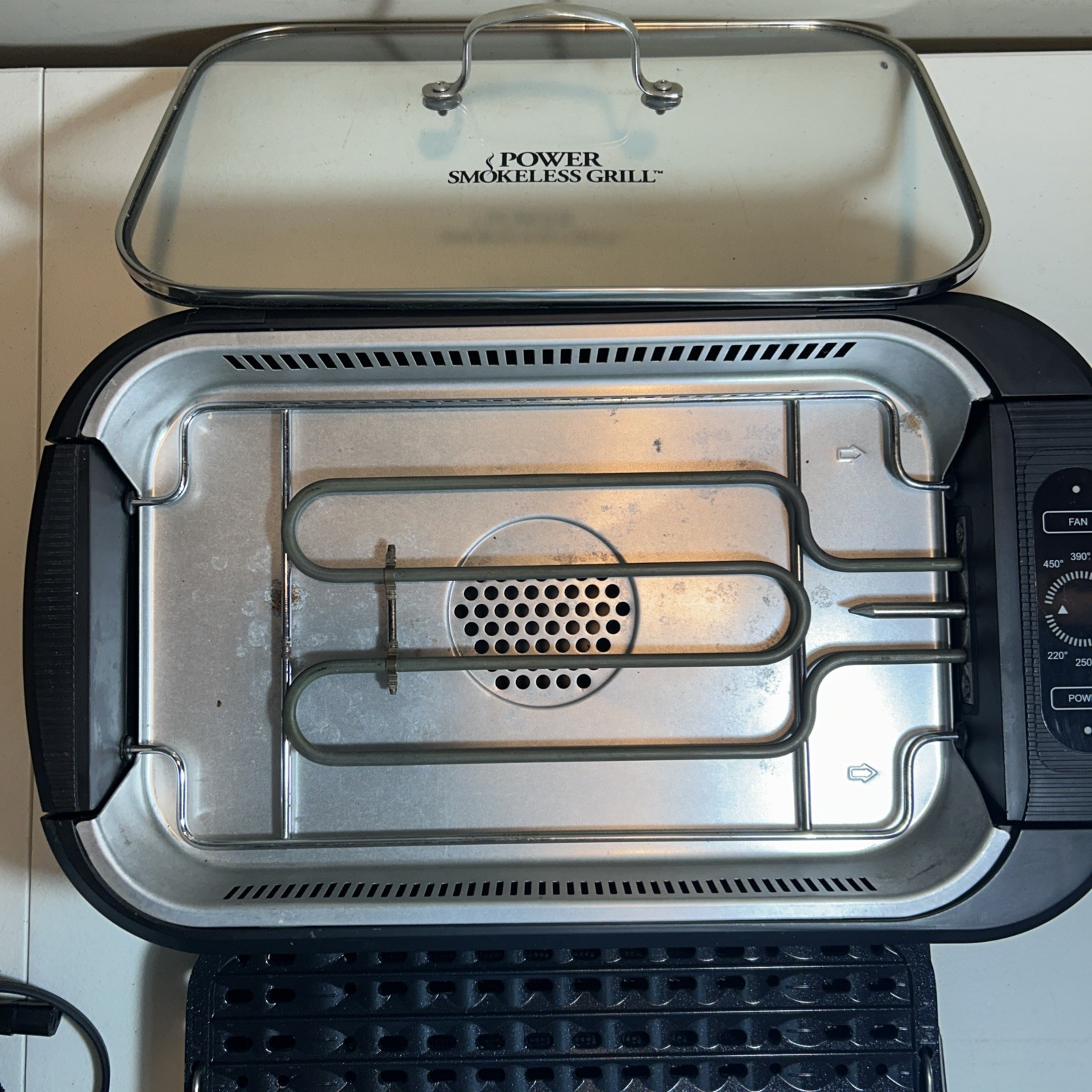 Power Smokeless Grill Model PG-1500 Used Once