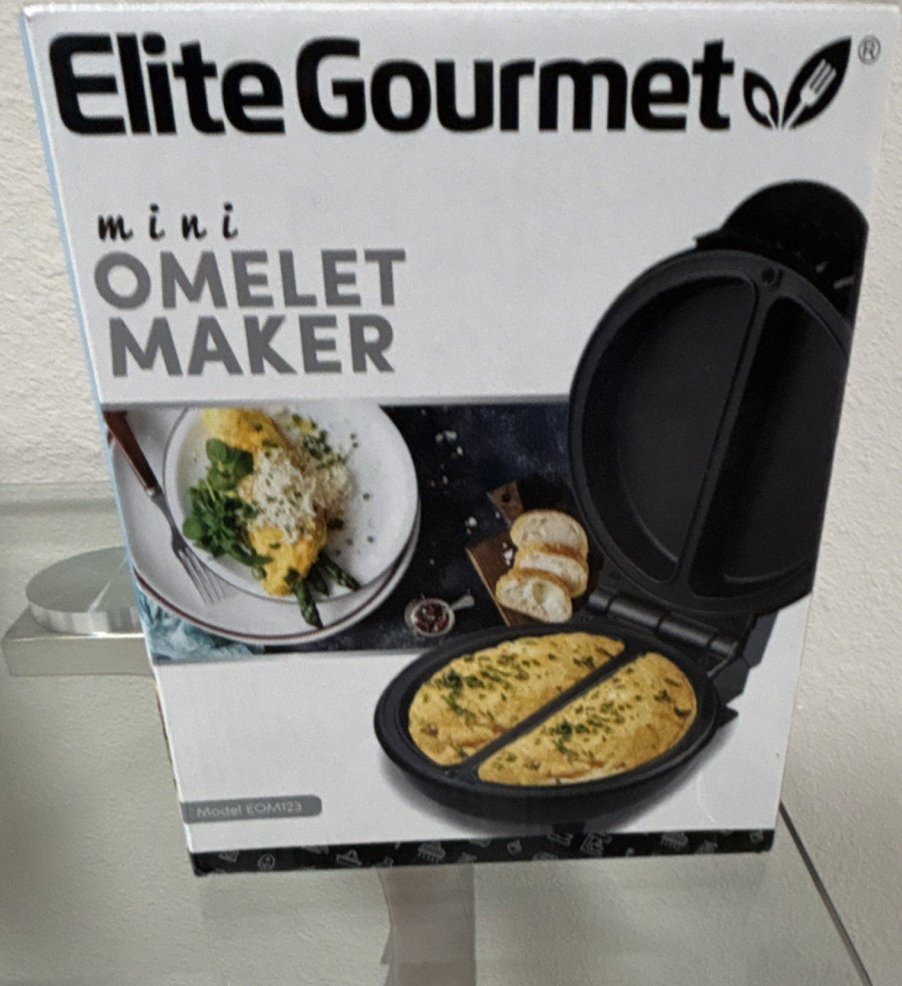 Elite Gourmet EOM123 Mini Omelette Maker, Black, 360W Nonstick Portable