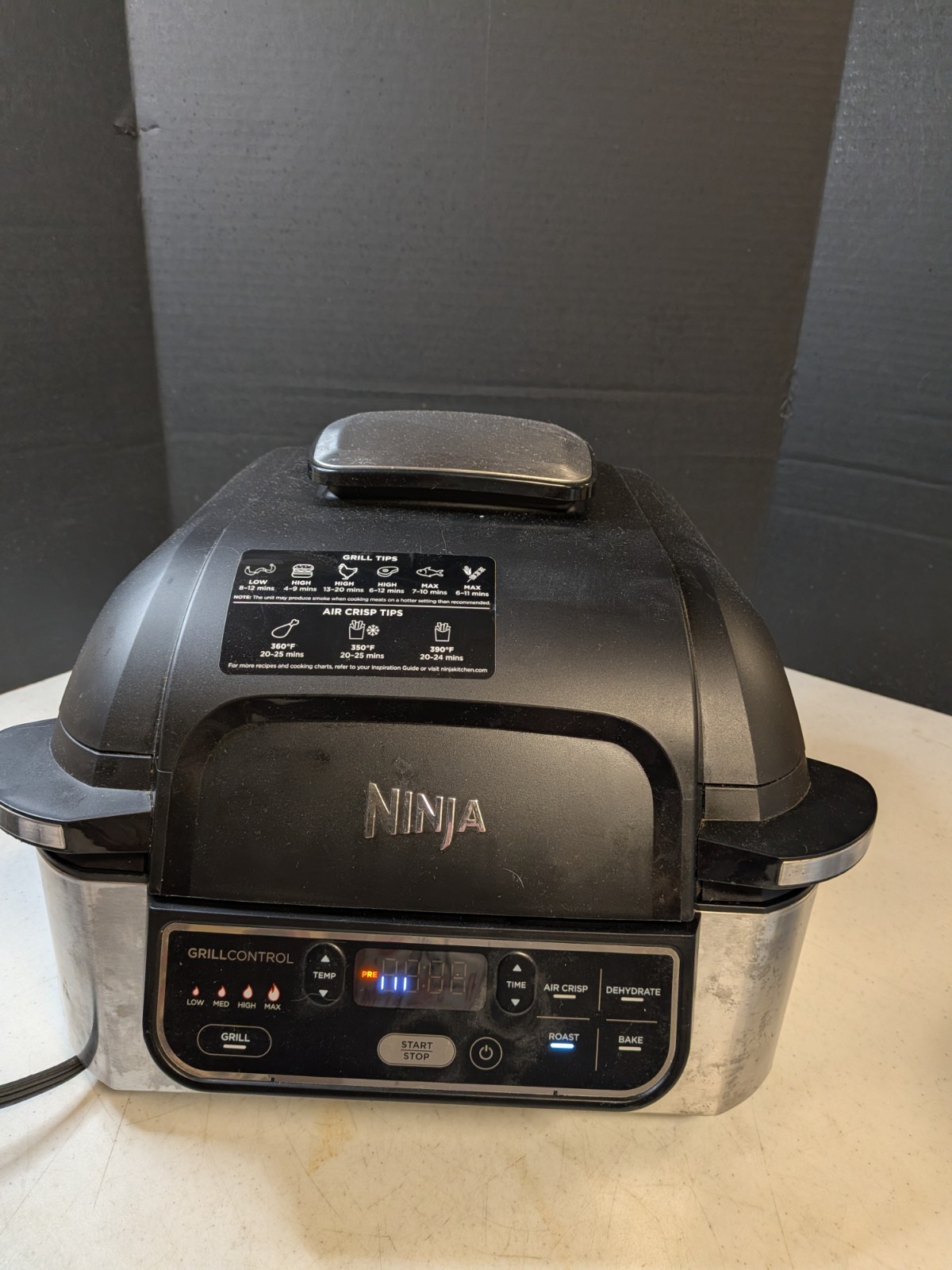 Ninja Foodi 5-in-1 Indoor Grill and Air Fryer – Black/Silver AG302
