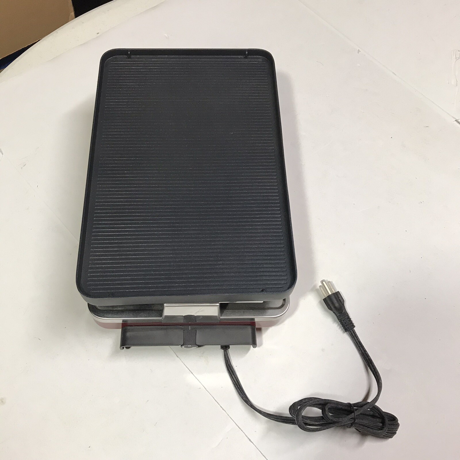 Swissmar Cast Aluminum 4 Person Valais Raclette Cheese Red Party GRILL ONLY