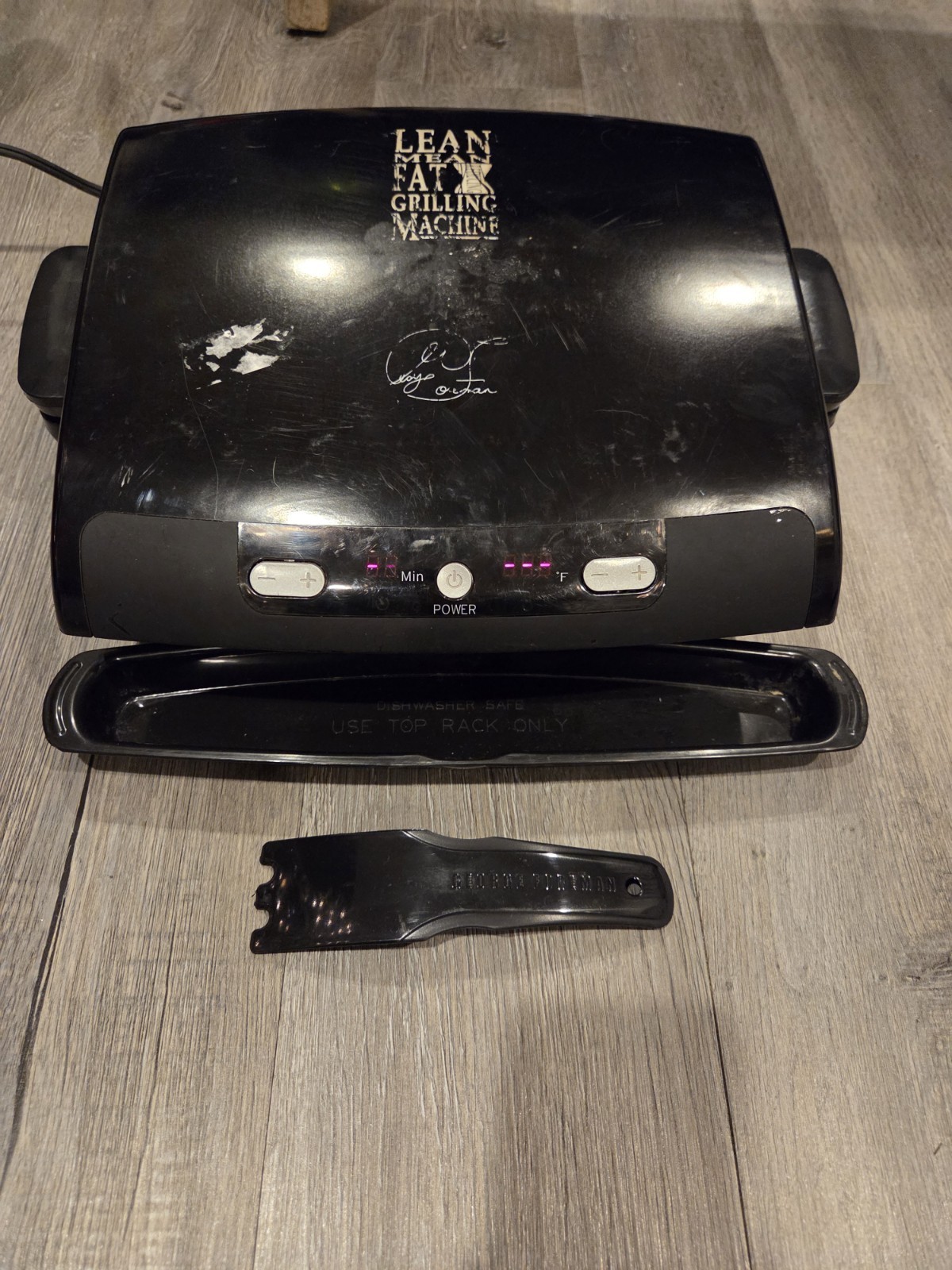George Foreman GRP99 Lean Mean Fat Reducing Grilling Machine with Tray & Scraper
