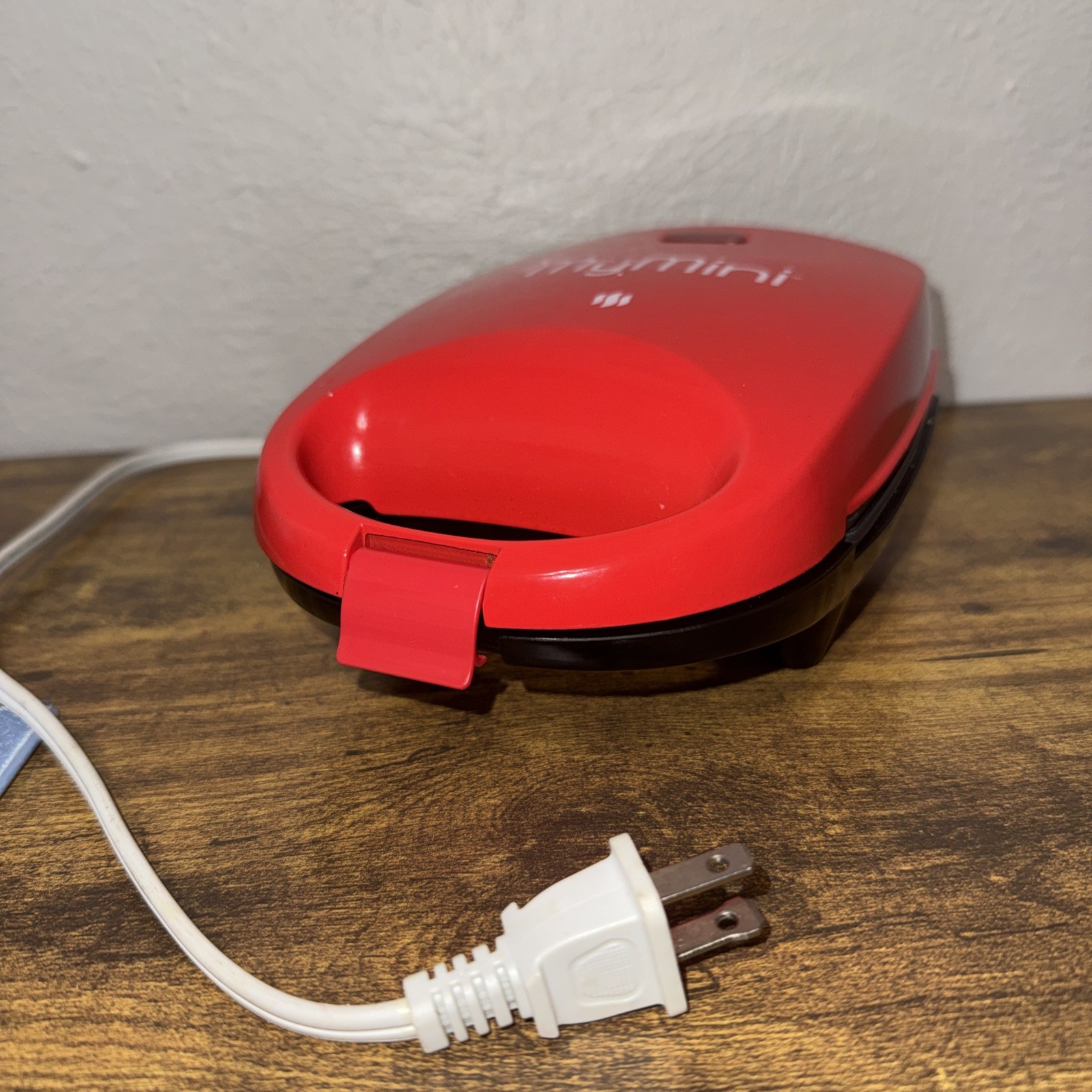 Nostalgia My Mini Sandwich Maker Red Non-Stick Easy Clean