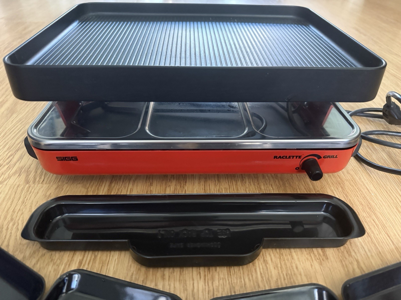 Vintage SIGG Elektro Tabletop Raclette Grill, Type 4220, Made In Switzerland