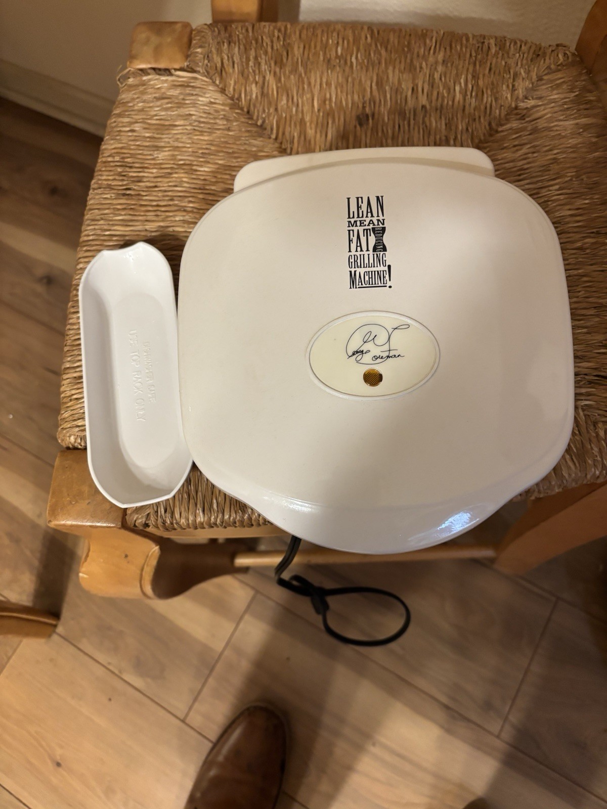 George Foreman GR10AWHT Electric Non-Stick Grill White Easy Clean Drip Tray