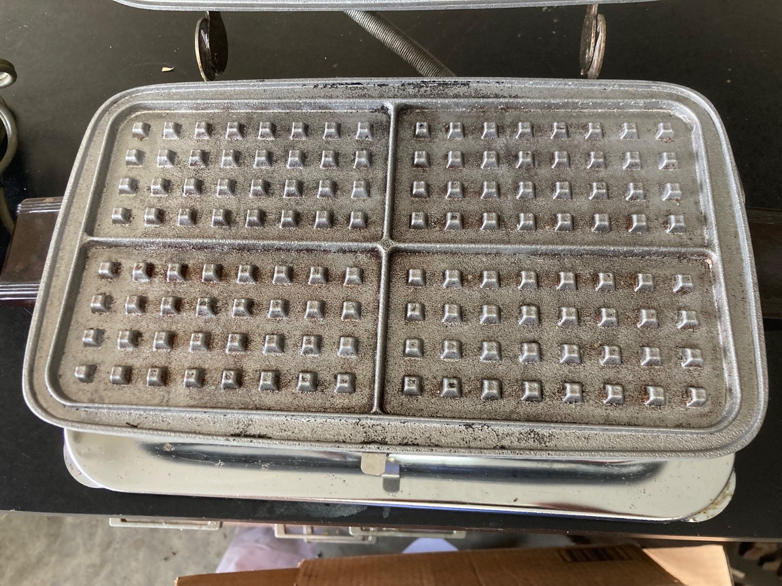 Toastess Waffle Maker and Griddle Model 51 Stainless Steel 11 x 6 x 4 inches Vtg