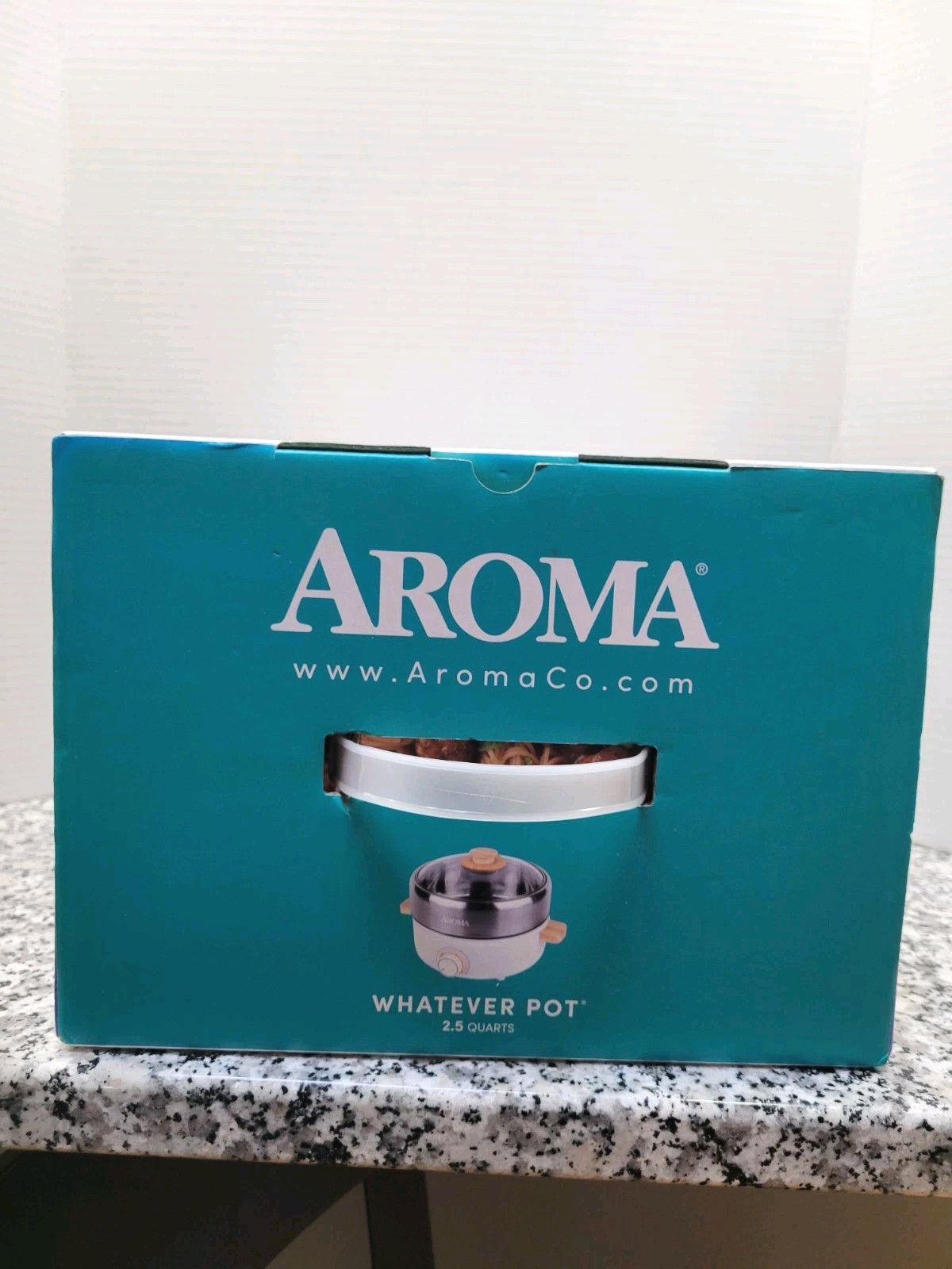 Aroma 2.5Qt. Whatever Pot Electric Hot Pot & Indoor Grill- White