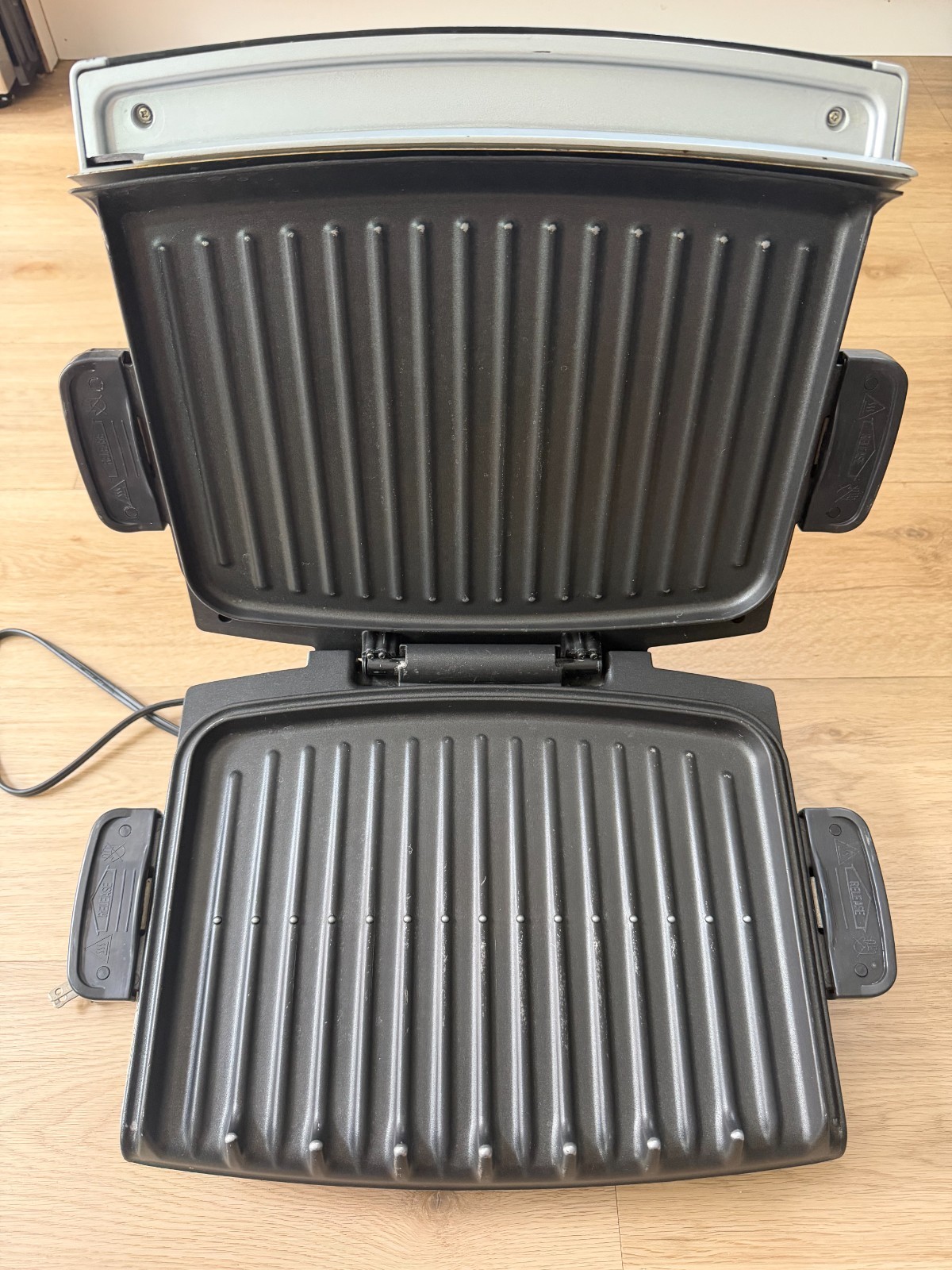 George Foreman GRP99 Next Grilleration Electric Grill Removable Plates Digital