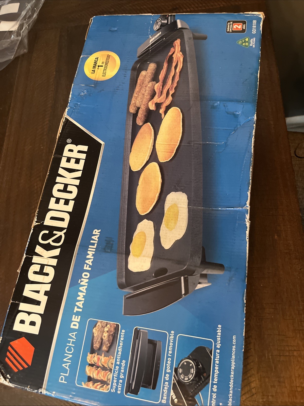 New Black & Decker Family Size Electric Griddle Non-Stick GR100