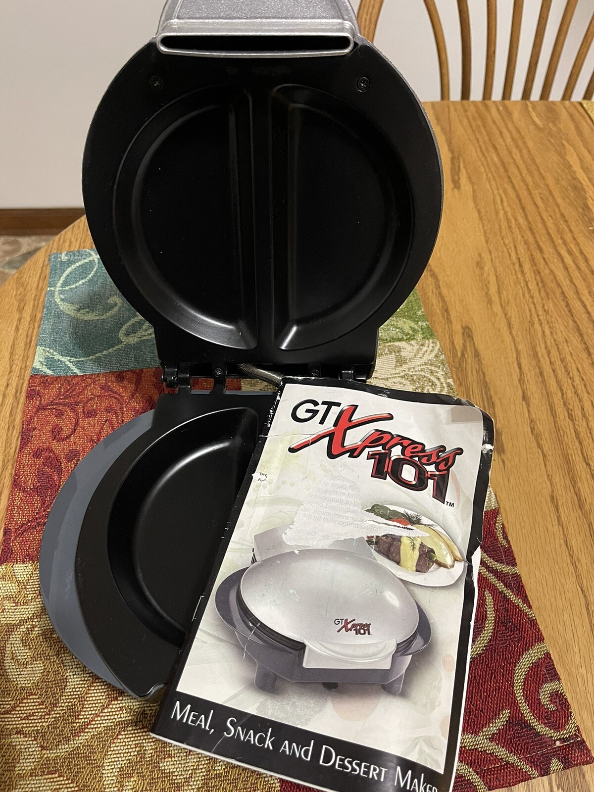 GT XPRESS 101 Kitchen Countertop Grill SANDWICH OMELET MAKER Meal Cooker