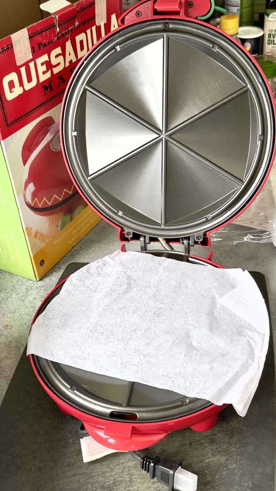 El Paso Chile Company Quesadilla Maker S676 Red Pepper Design NEW in Open Box