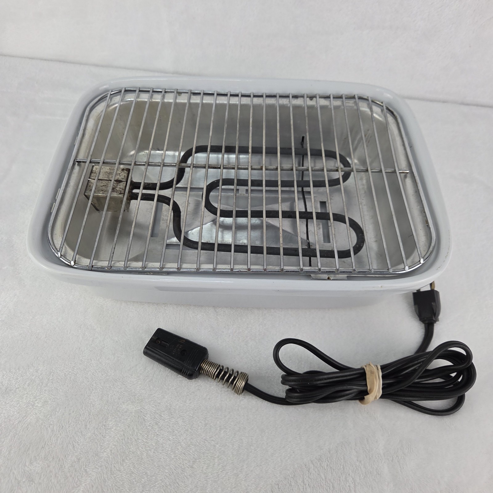 Vintage Contempra MMG-10-100 Electric Indoor Grill 12.5″x9.25″ Tested Works