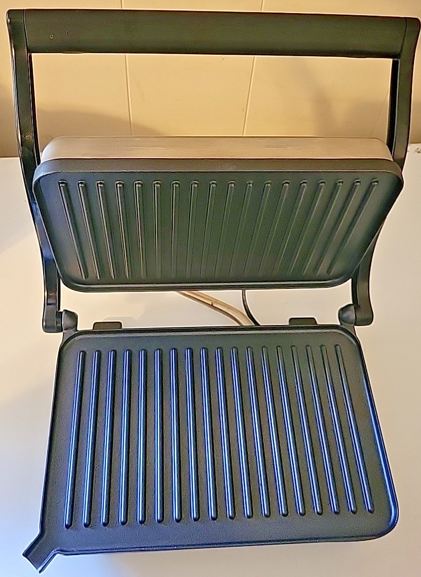 Ovente Electric Panini Press Grill with Non-Stick 2 Slices Plate Brush GP0620BR