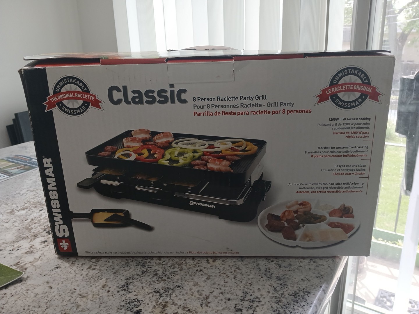 SWISSMAR CLASSIC 8 PERSON RACLETTE PARTY GRILL -KF -77041- OPEN BOX