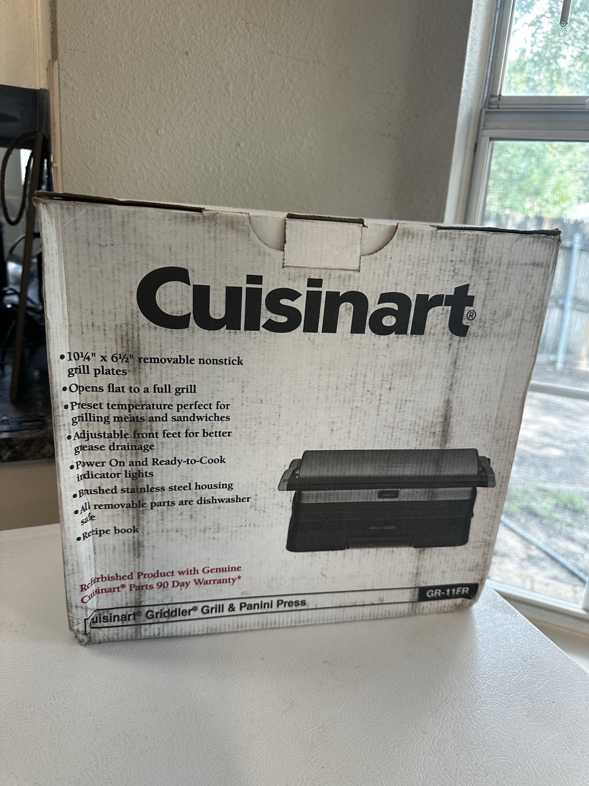 Cuisinart GR-11FR 3 in 1 Grill and Panini Press Griddler – Open box
