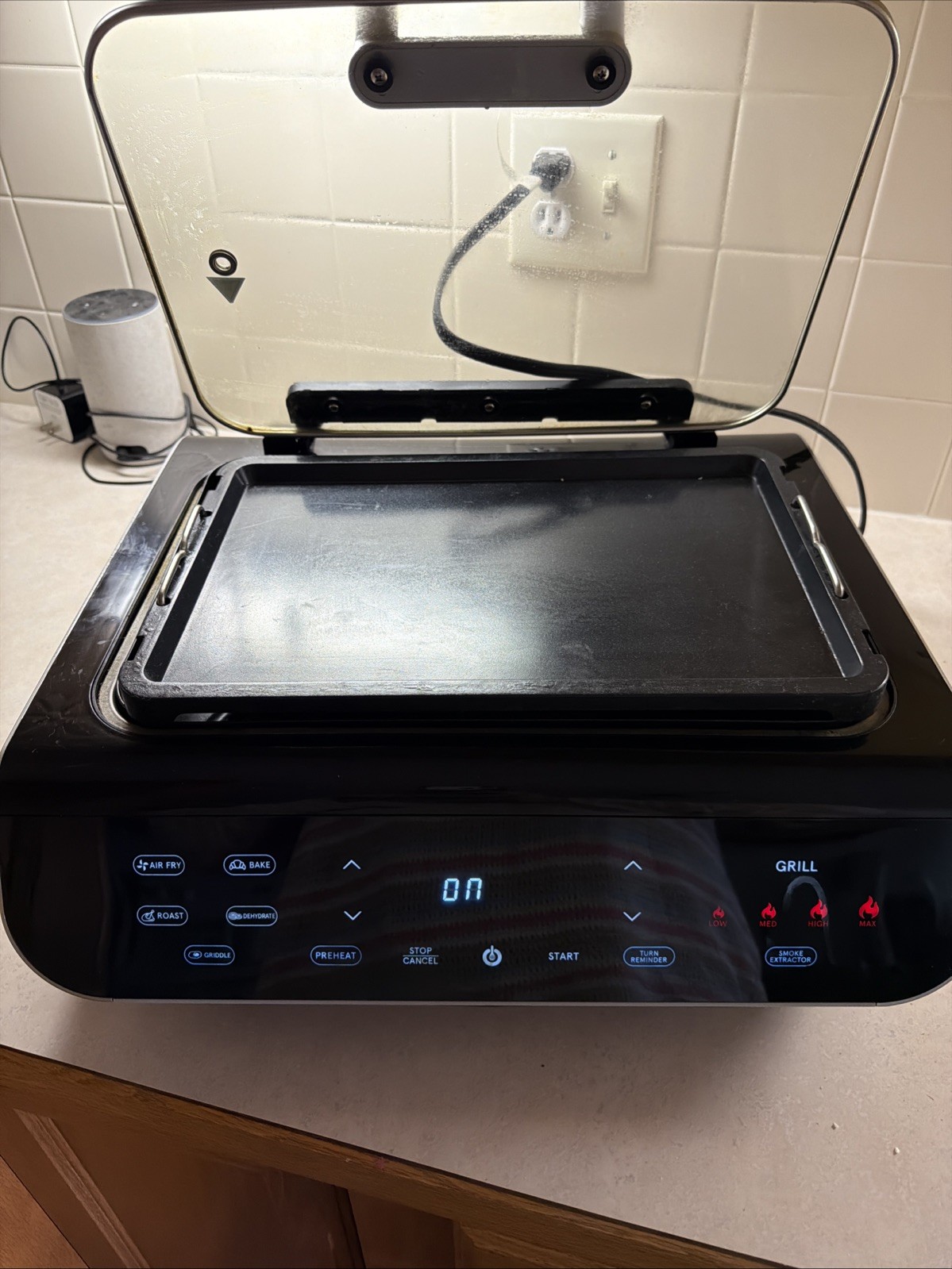 GOURMIA 6-in-1 FOODSTATION INDOOR SMOKELESS GRILL GRIDDLE AIR FRYER “USED”
