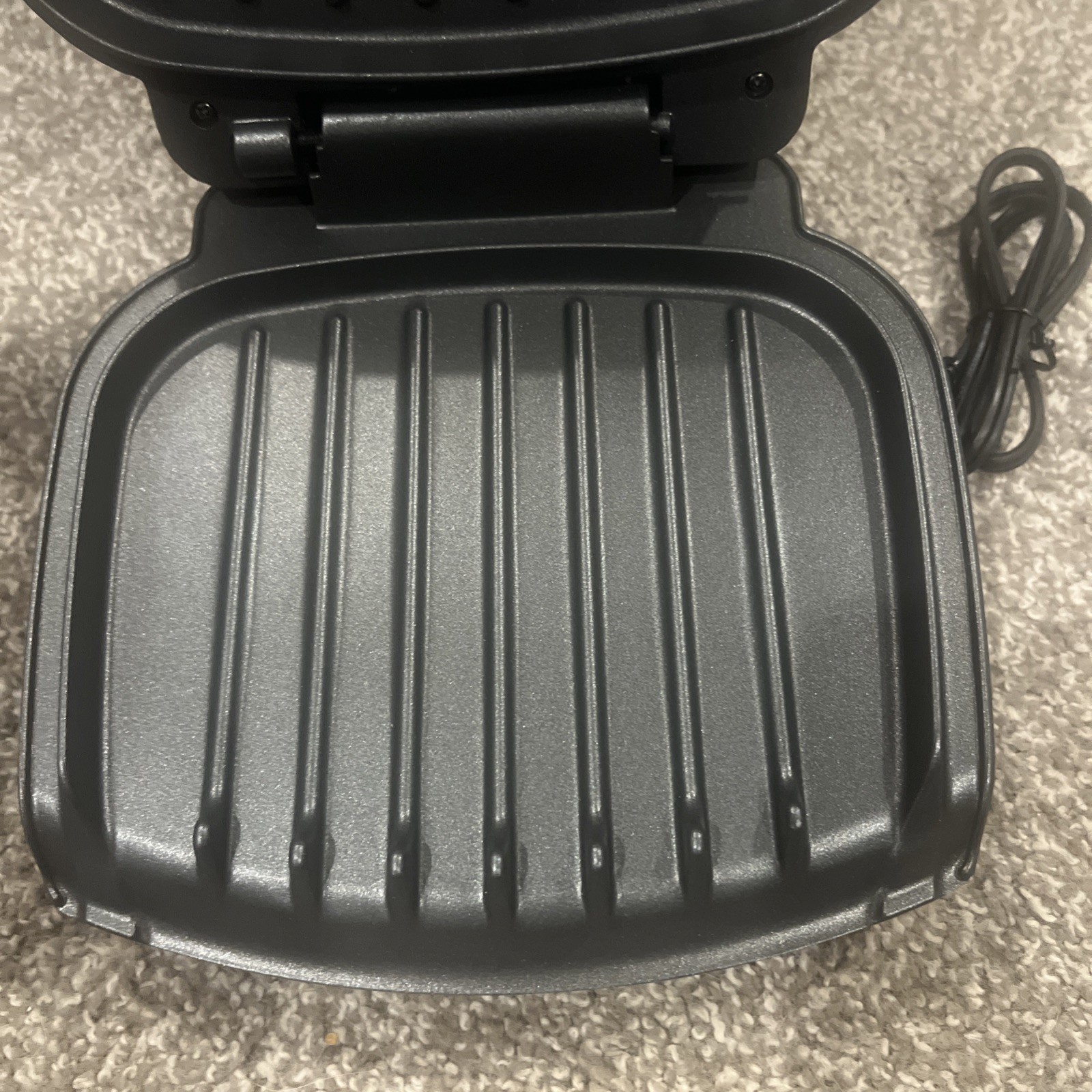 George Foreman Lean Mean Fat Reducing Grilling Machine GR10A White ~ No Box