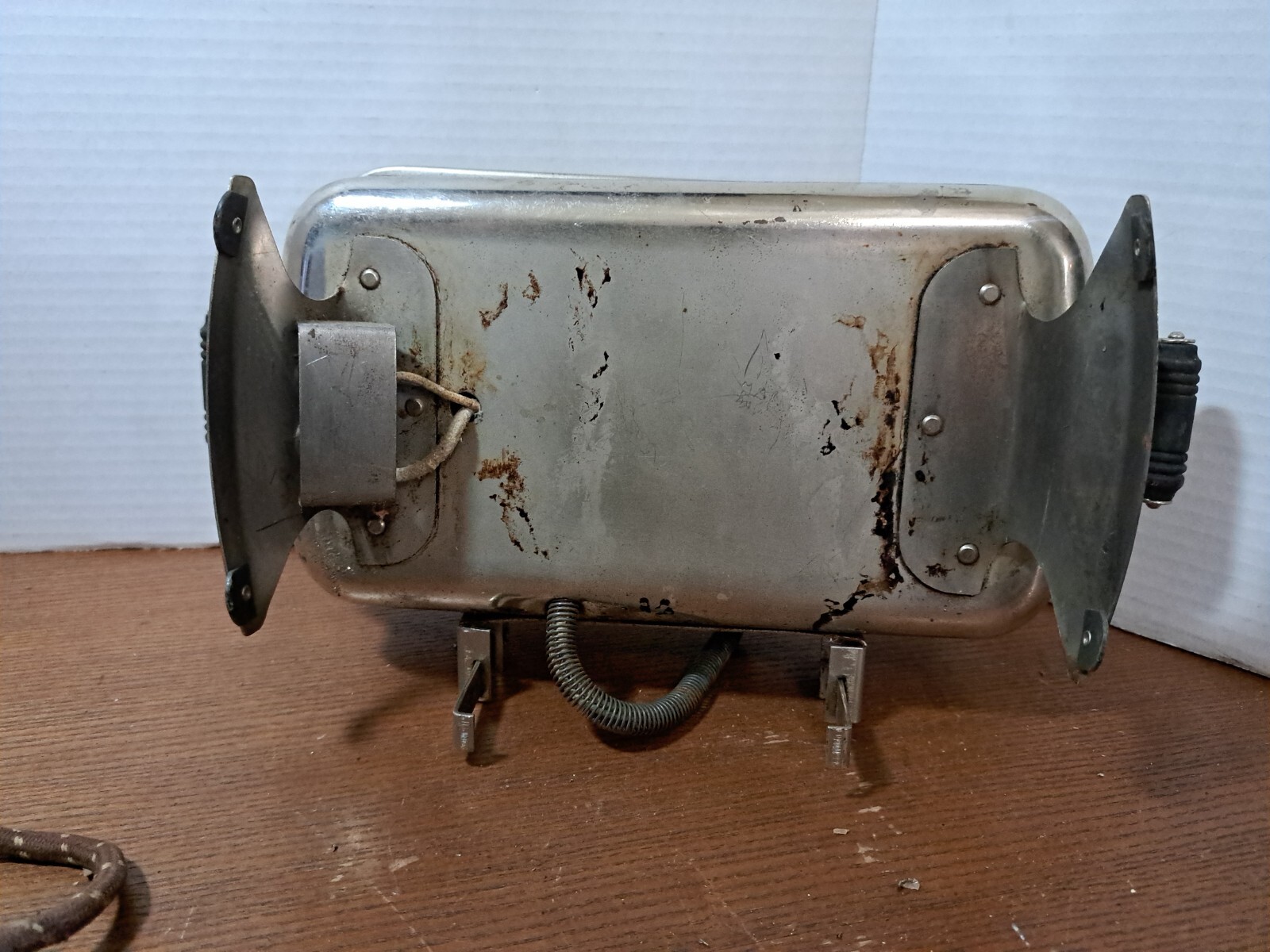 Vintage Electric Sandwich Grill Toaster Wood Handles, Rust, Not Working