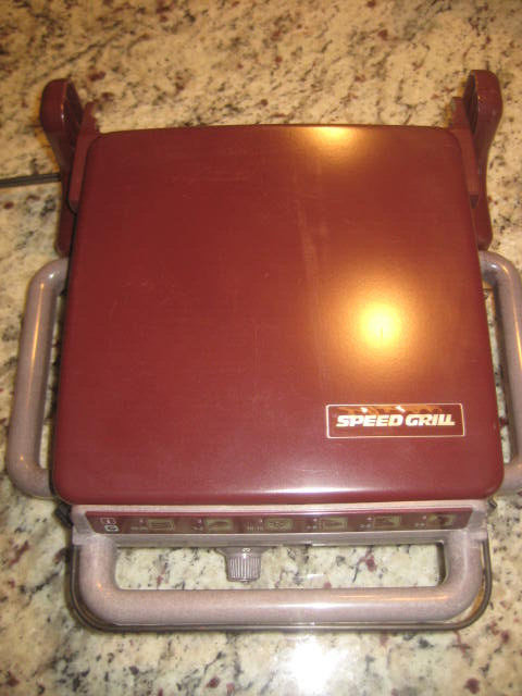 Vintage Toastmaster Grillerie 2003 Indoor Electric Speed Grill & Bakery Tested !
