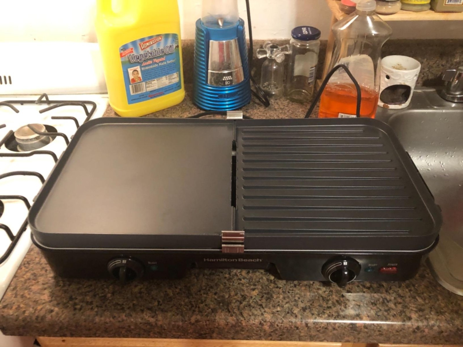 Hamilton Beach 38546 3-in-1 Elec Grill+Griddle 8S 2Zone AdjTemp NonStick Black