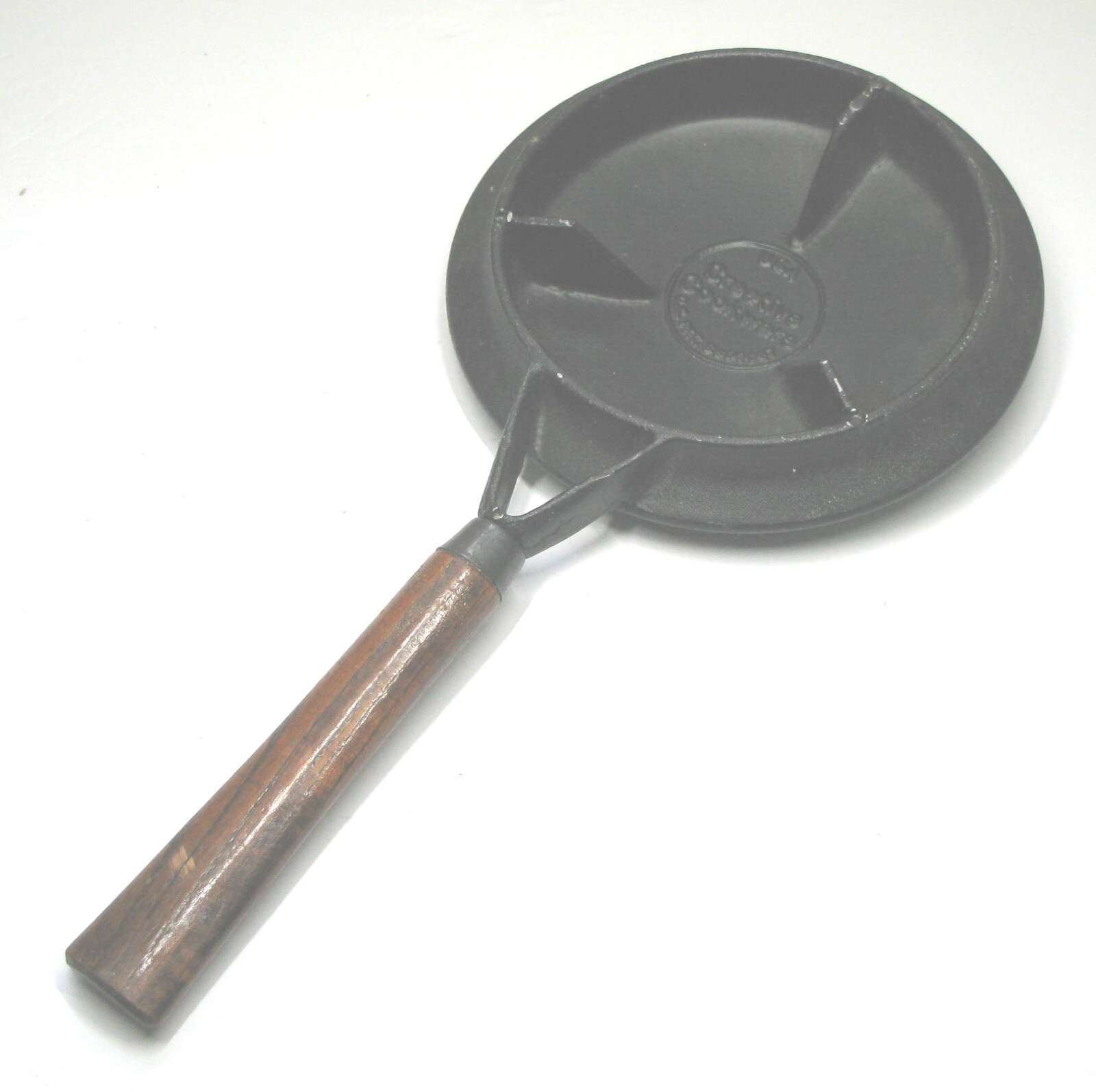 Vintage Crepe Griddle By Creative Cookware. Cast Iron, Wood Handle. MADE IN USA