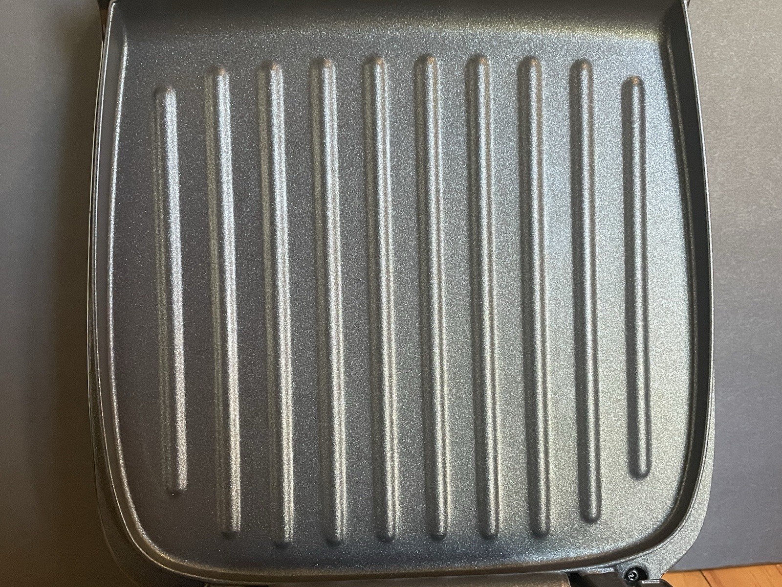 George Foreman GR340FB 4 Serving Grill Panini Press Open Box New Unused