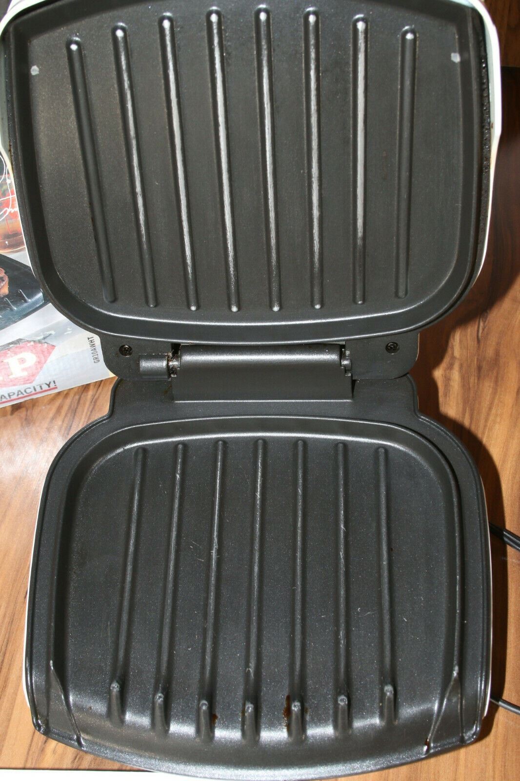 George Foreman Lean Mean Fat Reducing Grilling Machine GR10A White – TESTED