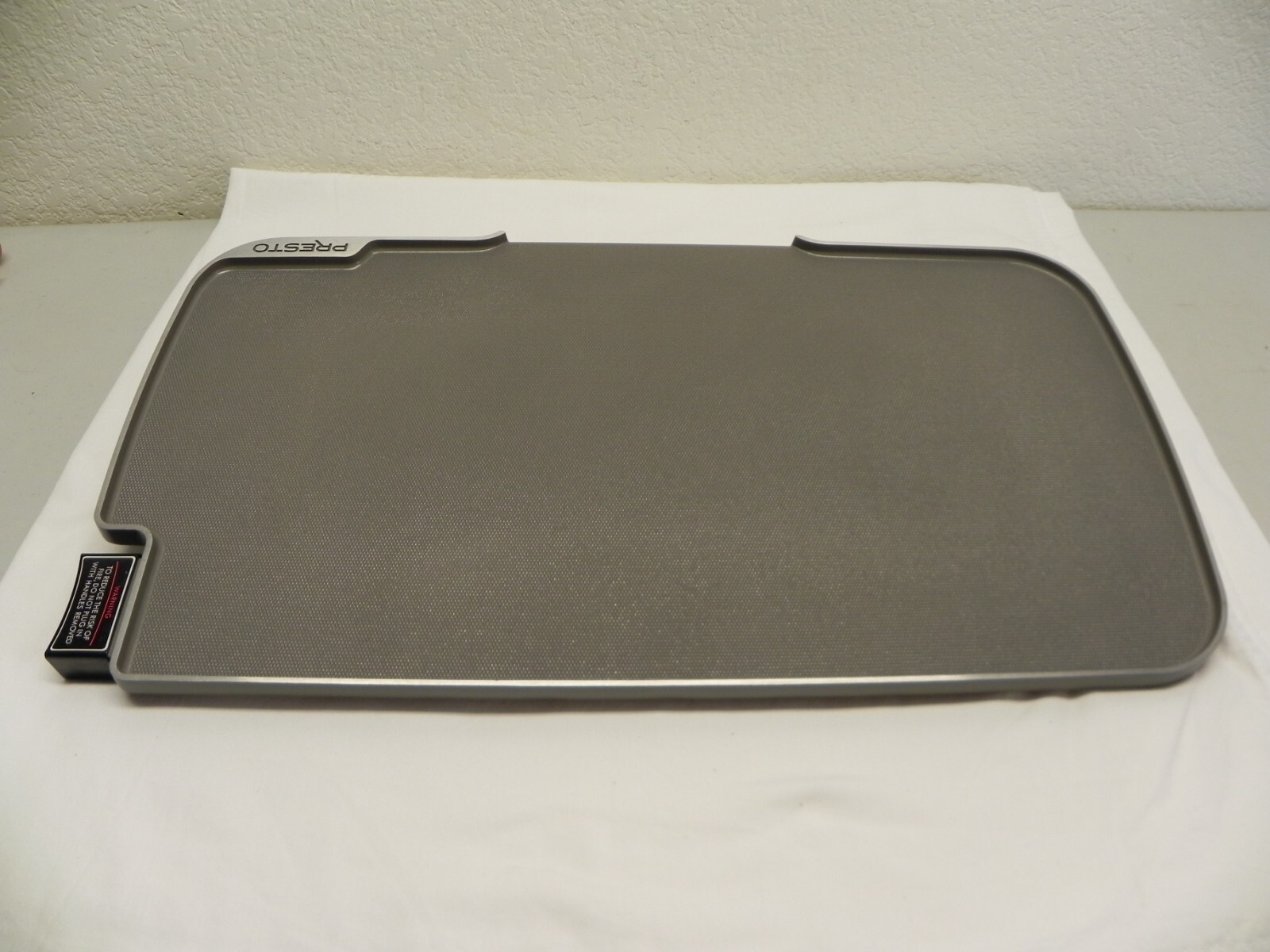 Presto Model 0706201 22-inch Ceramic Electric Griddle Cooking Surface(Part Only)