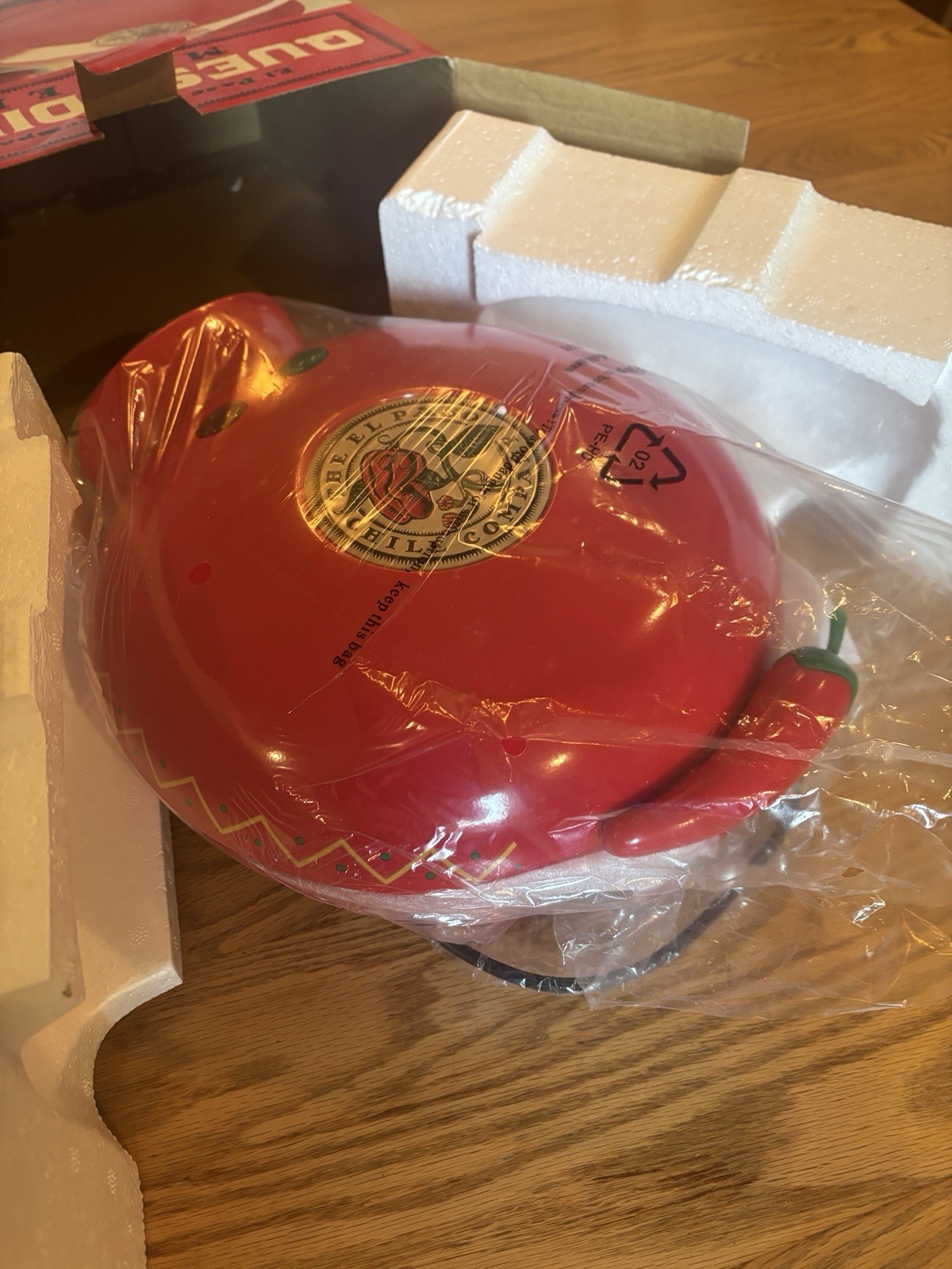 ⭐️El Paso Chile Company Red Quesadilla Maker⭐️W/ Recipes..⭐️Brand New⭐️