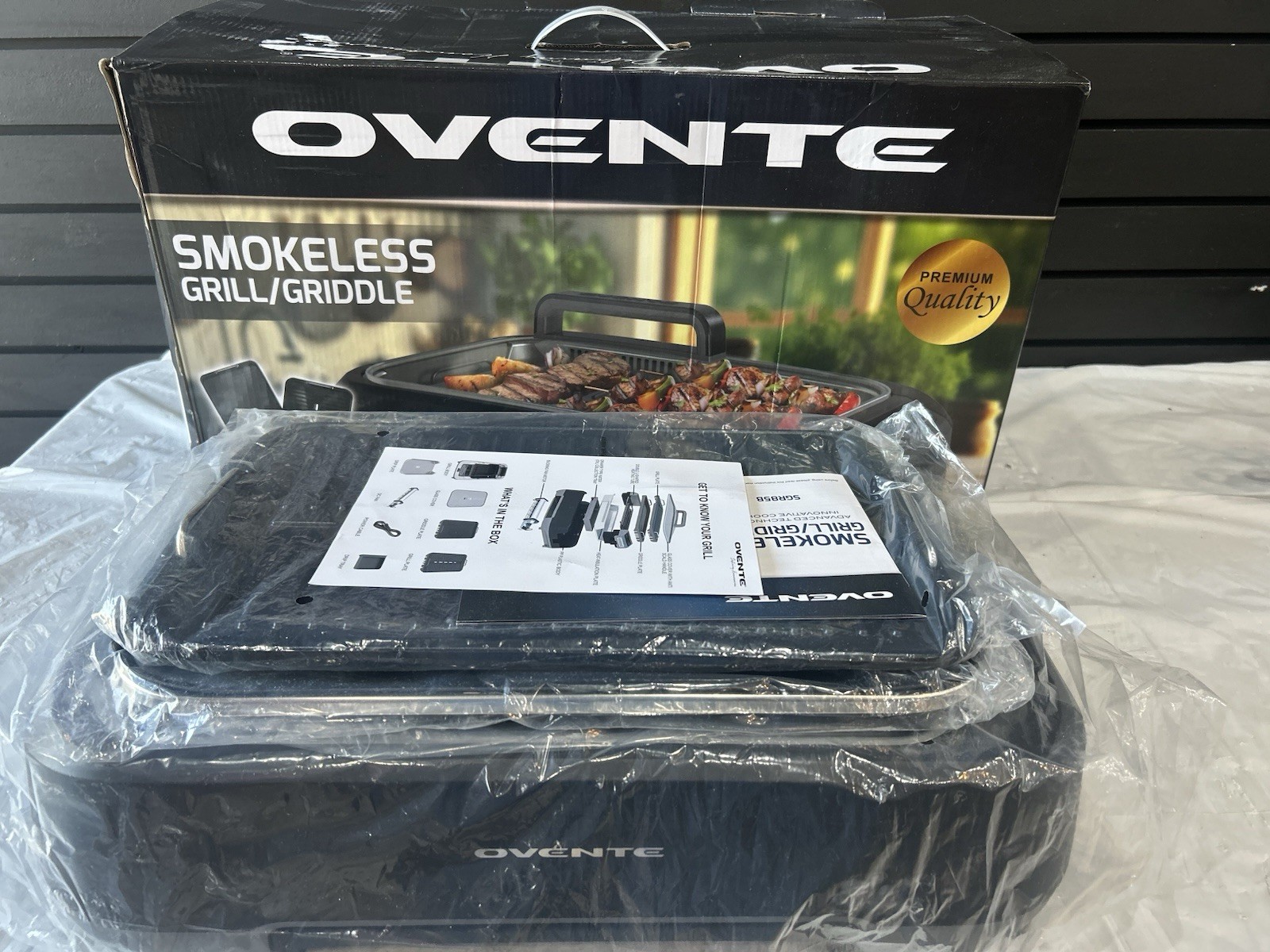 OVENTE SGR85B Smokeless Grill & Griddle System Indoor Electric Grill Black