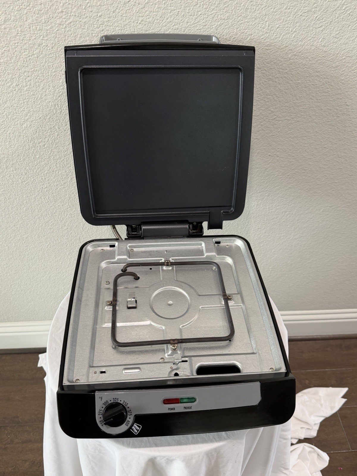 Hamilton Beach 25600 3 in 1 Multi Grill Indoor Nonstick Bacon Cooker & Griddle