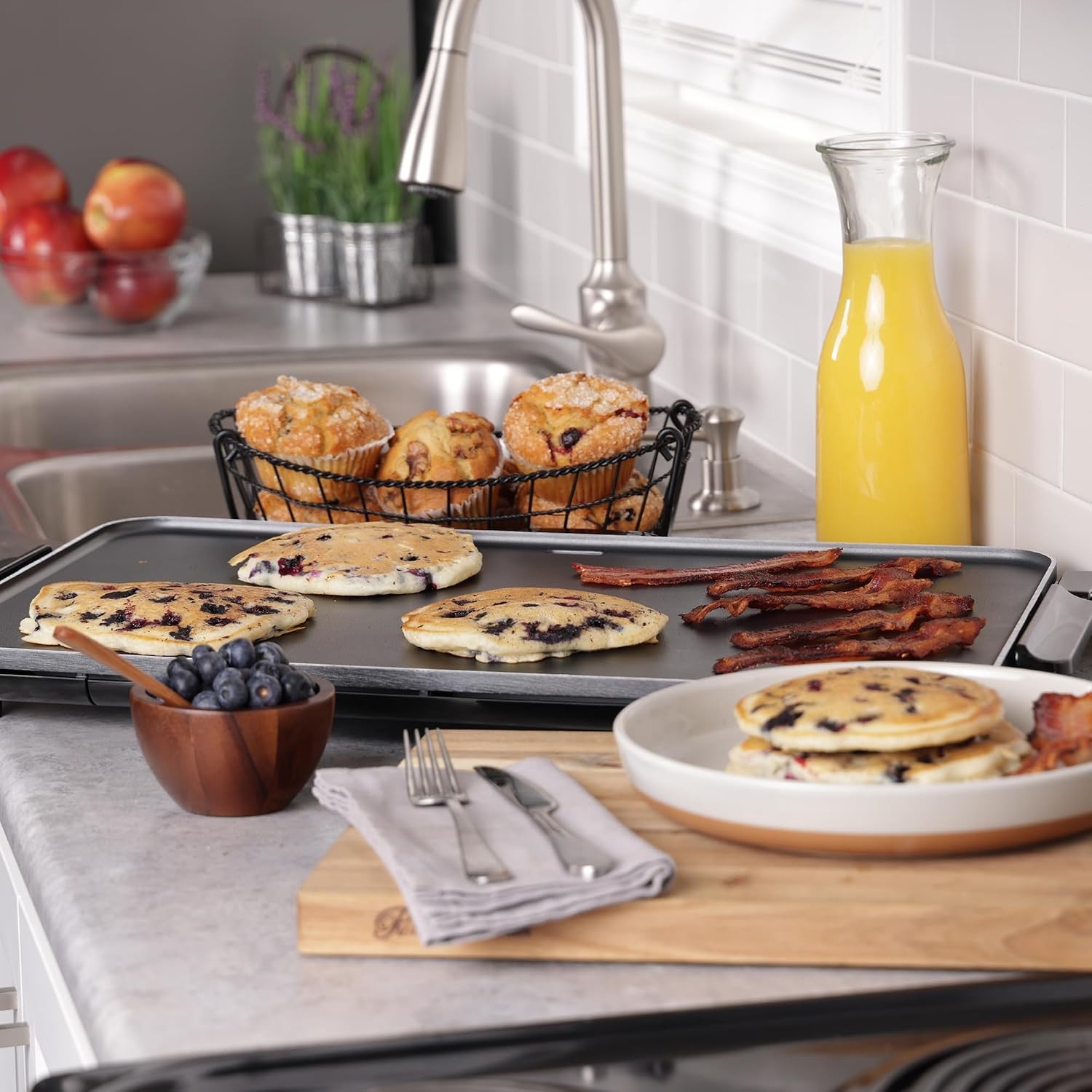 07072 22-Inch Extra Large Griddle 22″x 13″ Low Profile Design Ceramic Nonstick