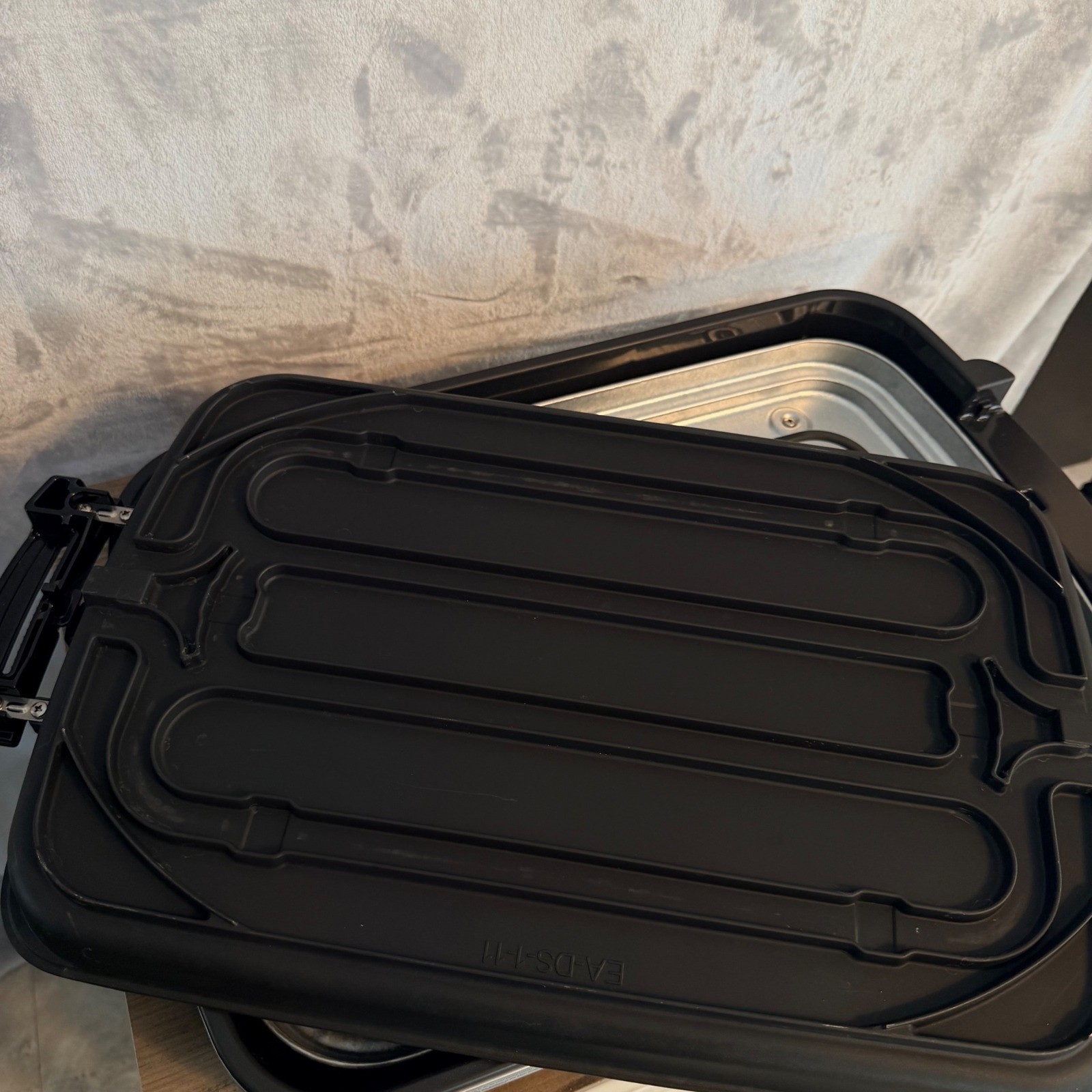 Zojirushi EA-DCC10 Gourmet Sizzler Electric Griddle Black 1350W with Spatula