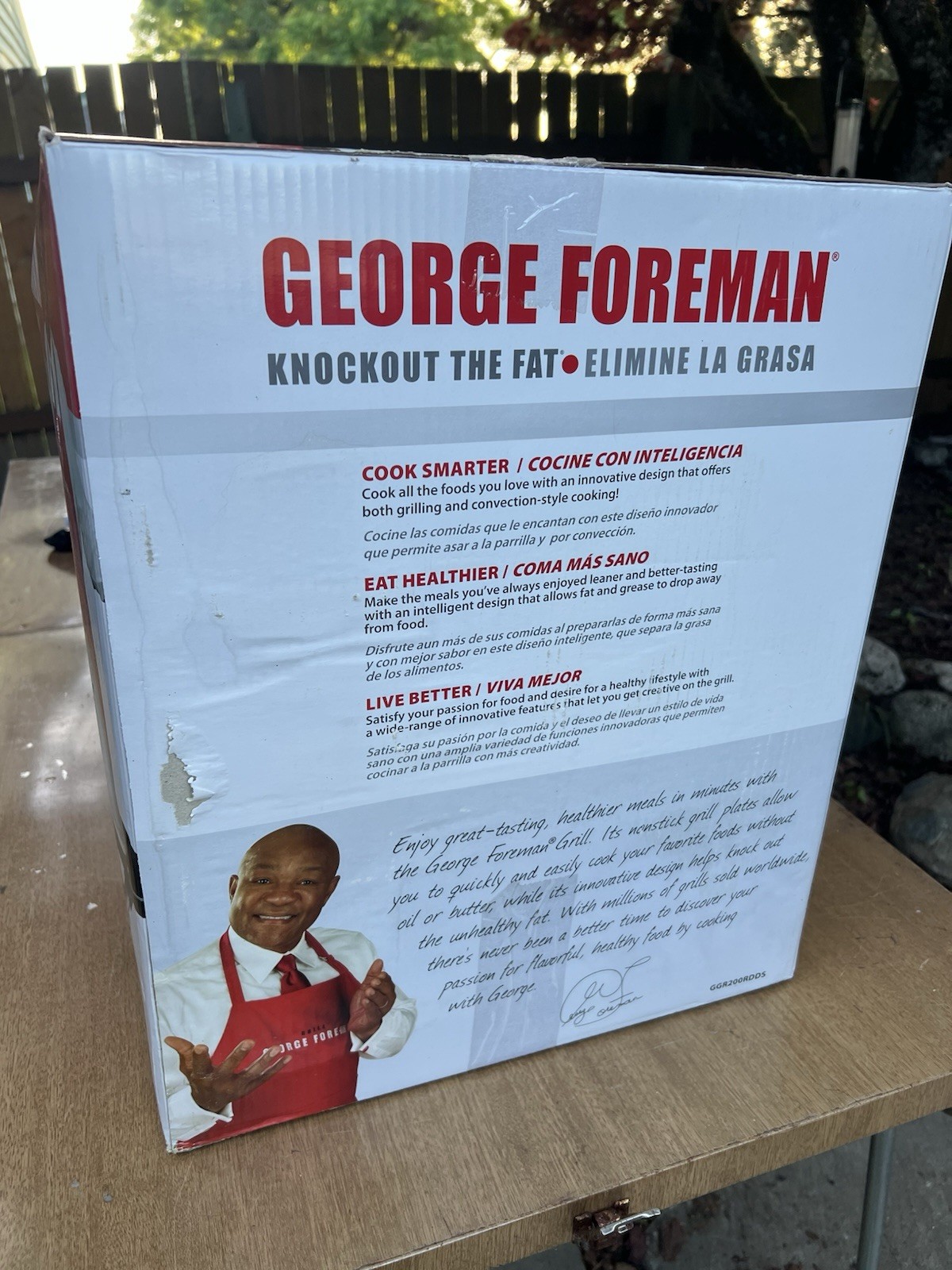 NEW George Foreman Silver 12+ Servings Indoor/Outdoor Electric Grill GGR200RDDS