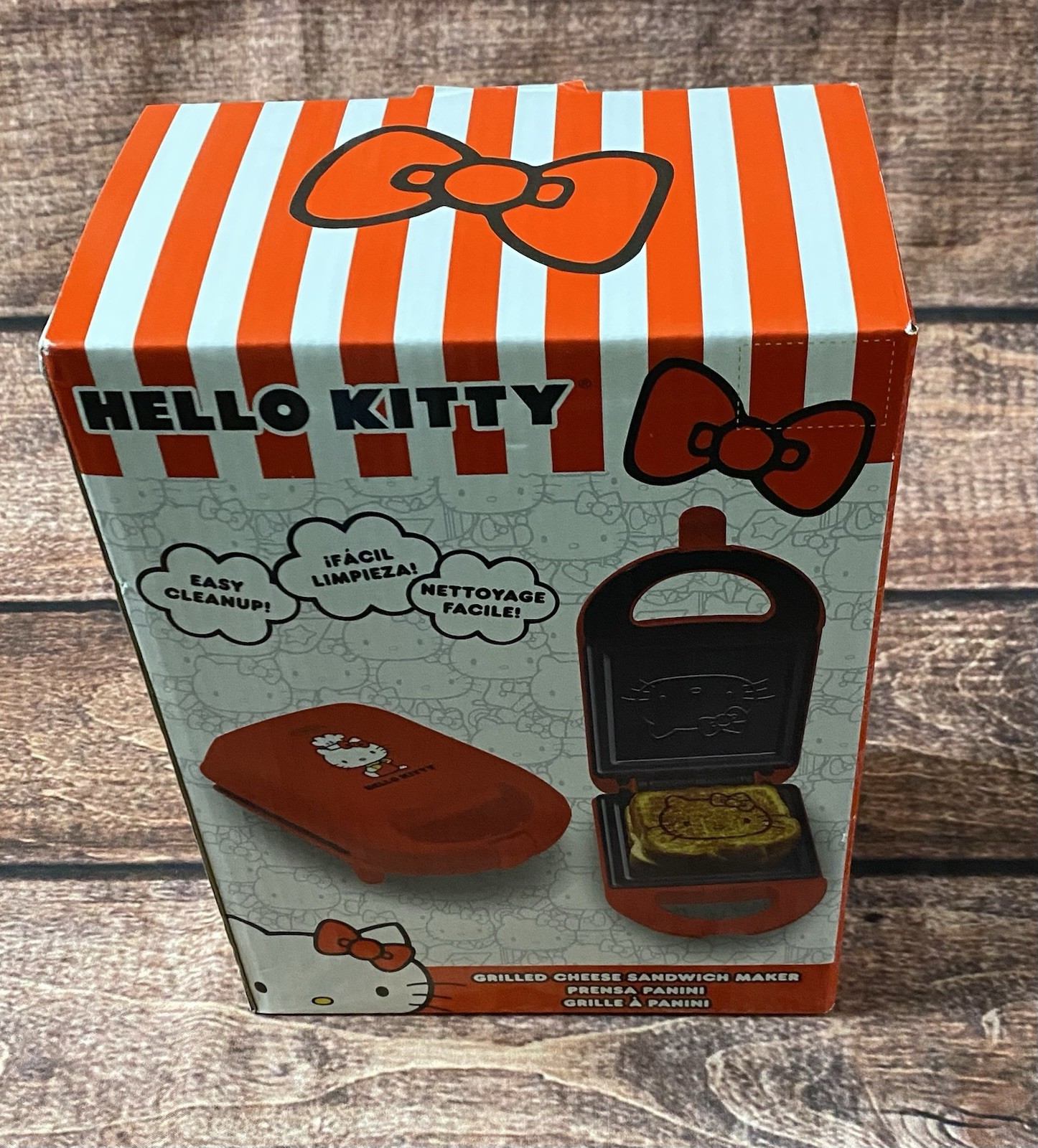 Hello Kitty Grilled Cheese Maker Non-Stick Sandwich Press Uncanny Brands New