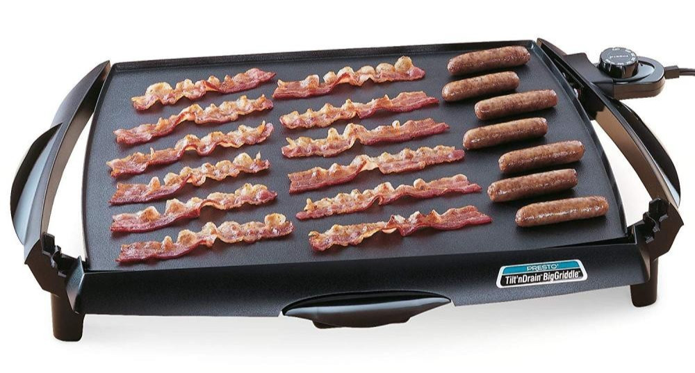 PRESTO 07046 Tilt ‘n Drain Cool Touch Electric Griddle Large Format 19×15-inch