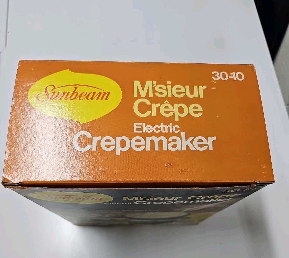 UNUSED Vintage 1976 Sunbeam Model 30-10 M’Sieur Electric Crepe Maker Open Box