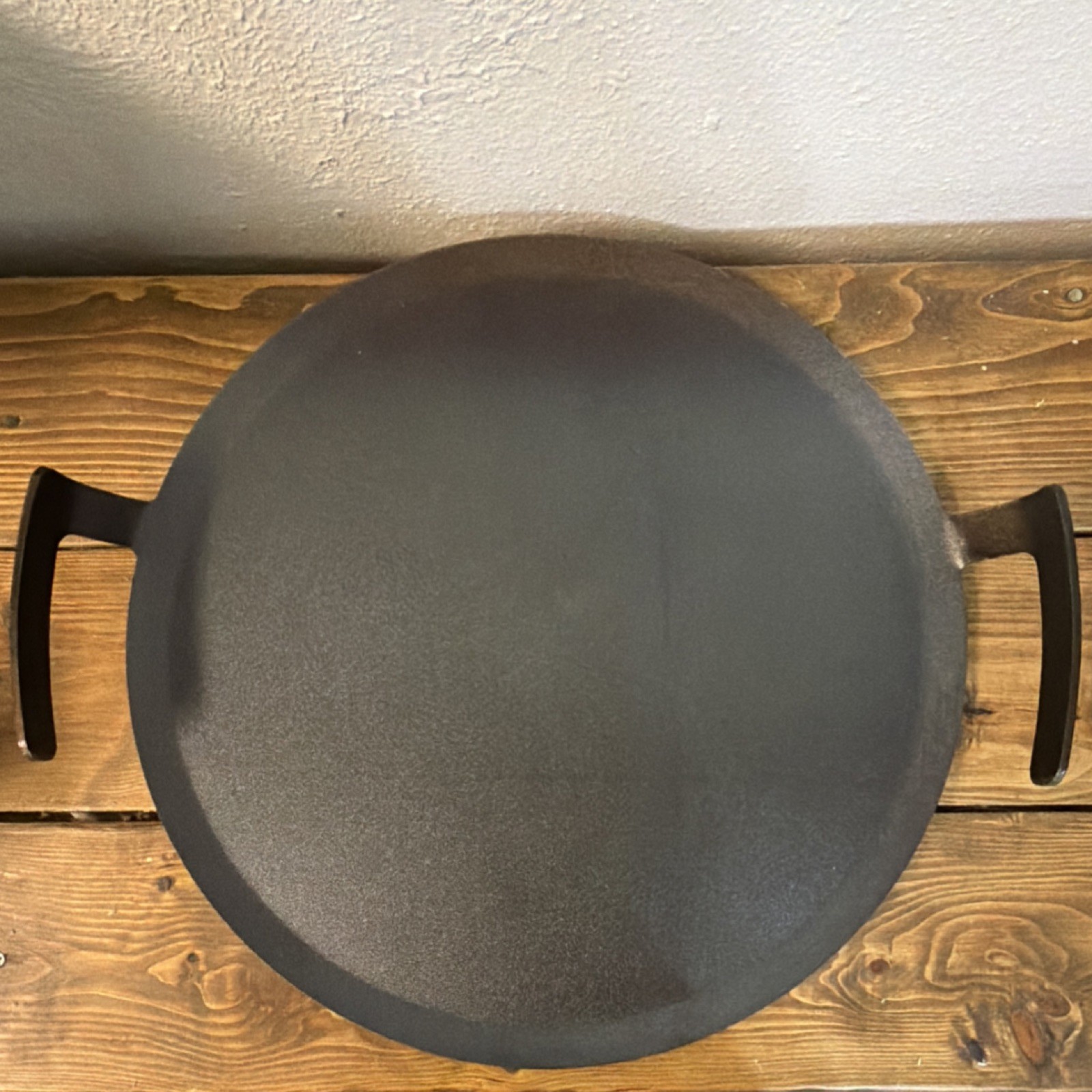 Made In Round Carbon Steel Grill & Griddle Pan 17.5 in Black