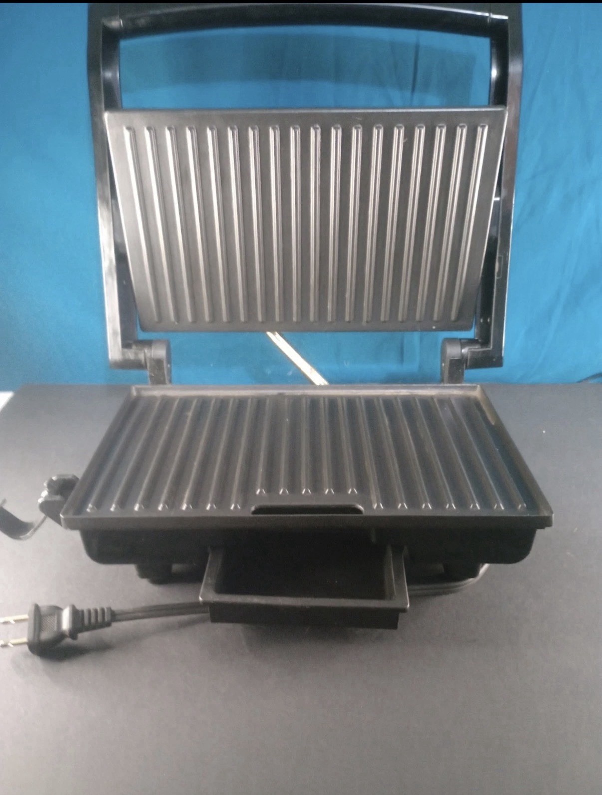 Kitcheneered Contact Grill NEW Great For Paninis And More