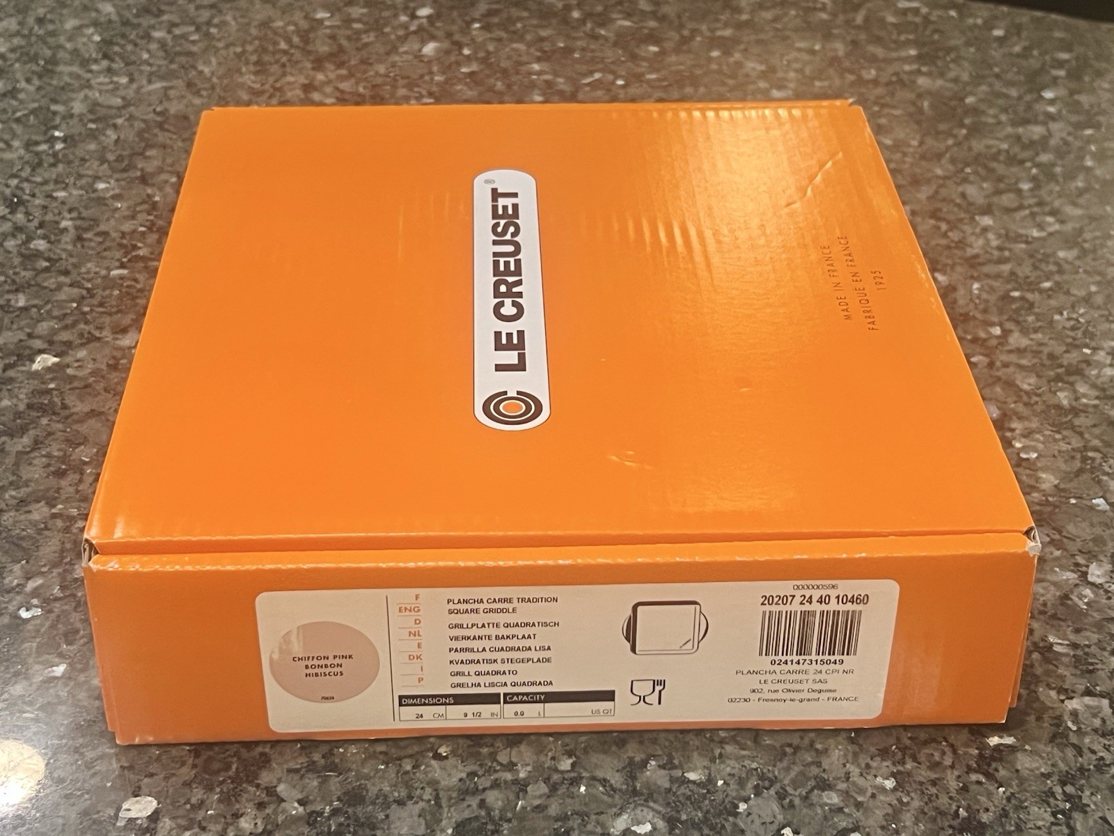 NEW Le Creuset Enameled Cast Iron Skinny Square Griddle Pan 9-1/2″ Chiffon Pink