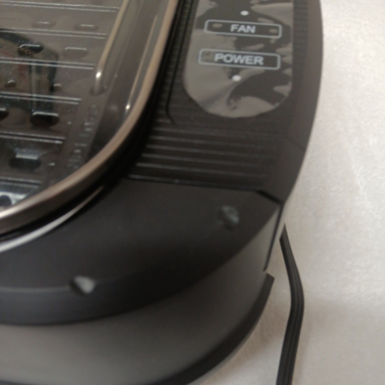 SHAQ 3-in-1 Smokeless Grill modelpg-1500xl open box never used. lift off lid