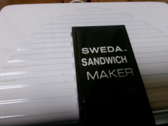 Vintage Sweda Crispy Sandwich Maker Two Place Toaster Machine White Nonstick